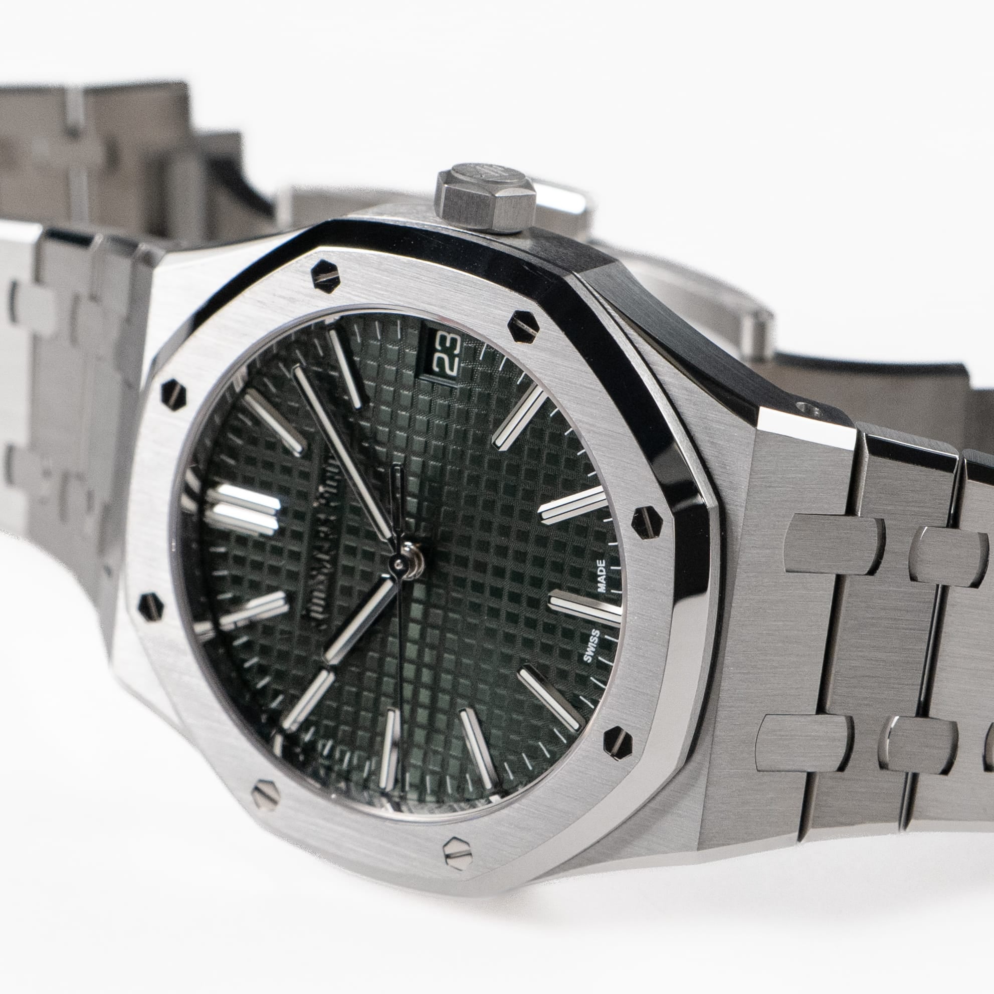 Audemars Piguet Royal Oak 15510ST.OO.1320ST.09 Stainless Steel Green Dial (2024)