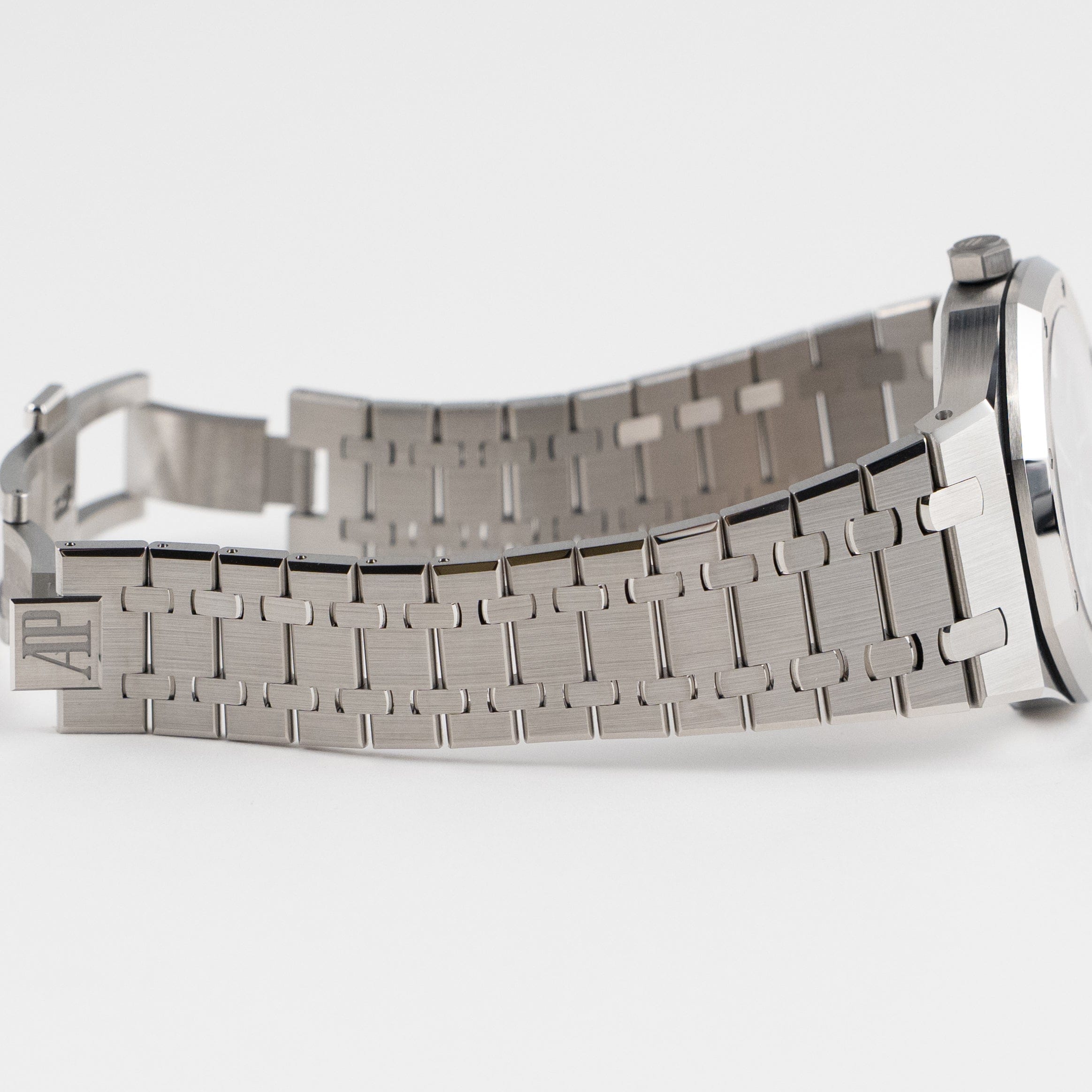 Audemars Piguet Royal Oak 15510ST.OO.1320ST.09 Stainless Steel Green Dial (2025)