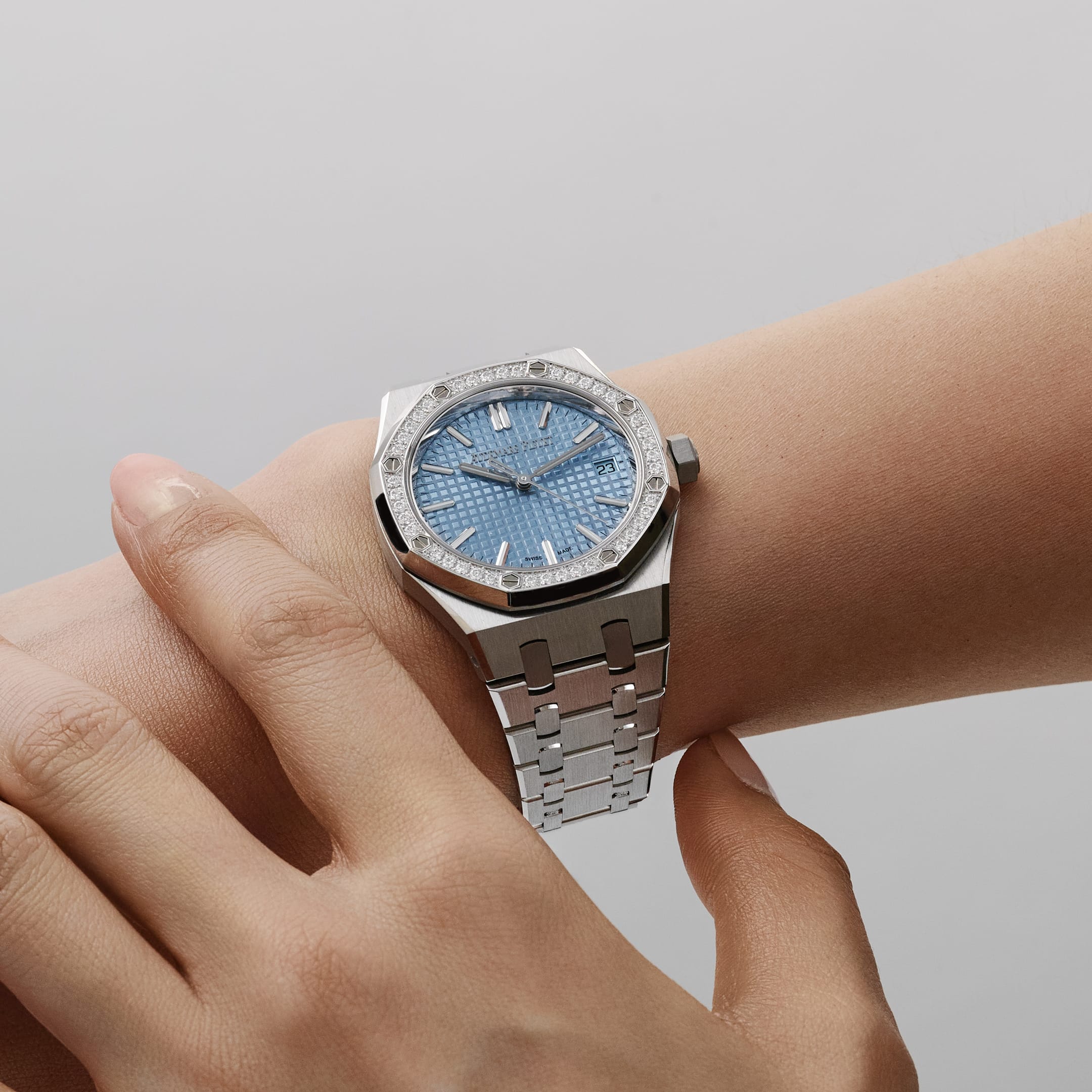 Audemars Piguet Royal Oak 15551ST.ZZ.1356ST.04 'Ladies' Stainless