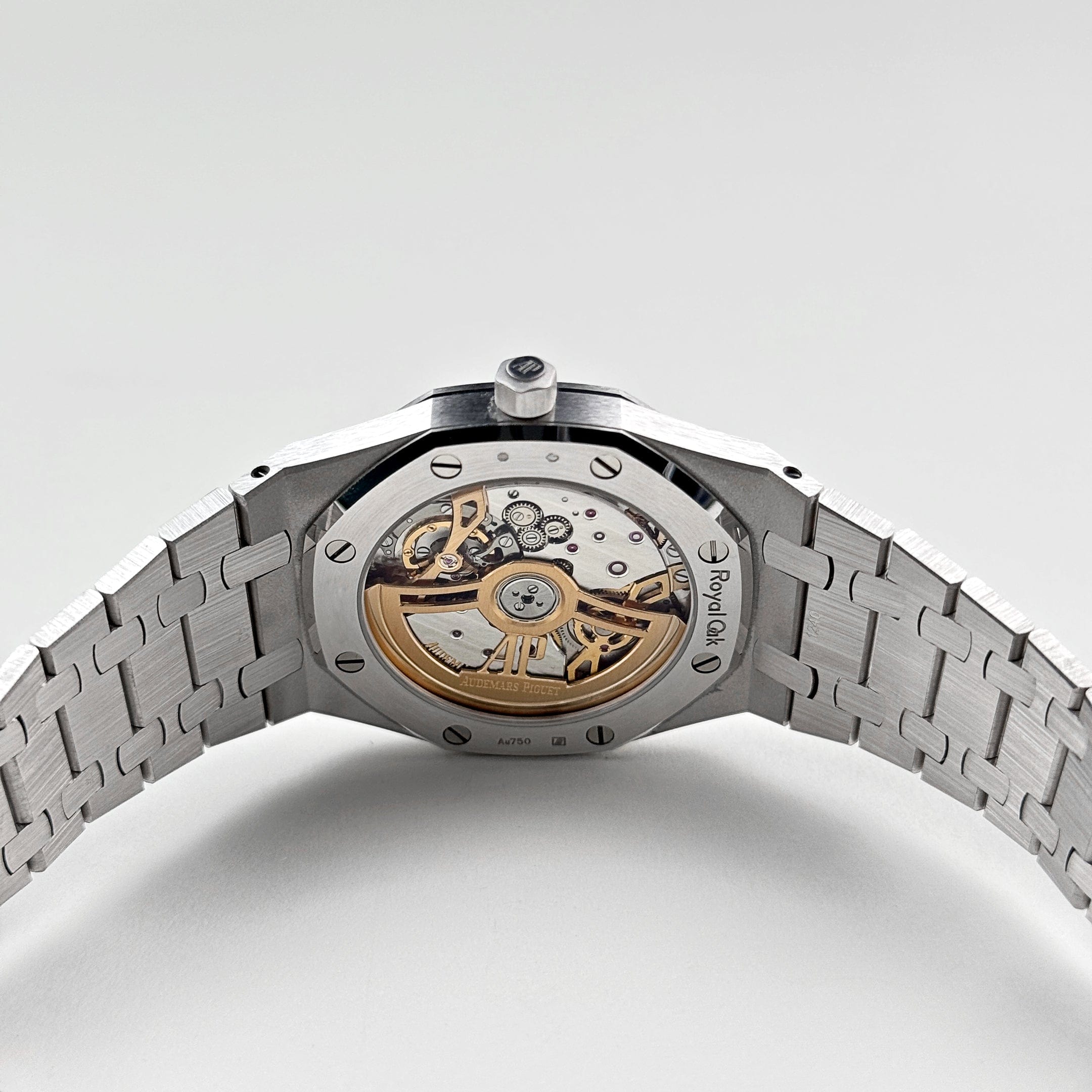 Audemars Piguet Royal Oak 16202BC.OO.1240BC.02 'Jumbo' Extra-Thin White Gold Grainy Blue Dial (2024)