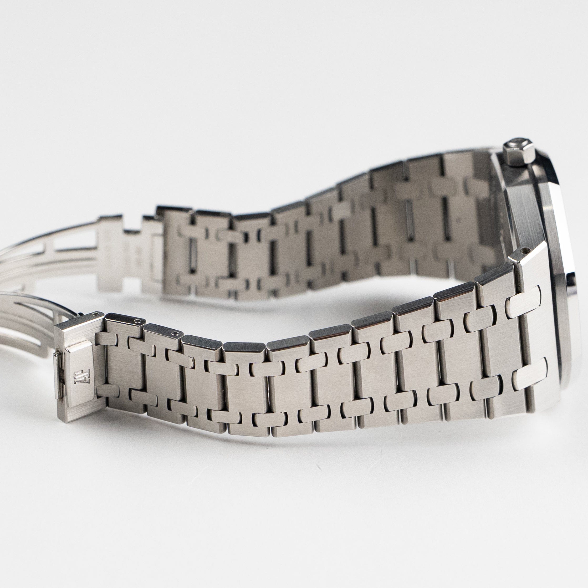 Audemars Piguet Royal Oak 25654ST.OO.0944ST.01 Perpetual Calendar Stainless Steel Silver Dial