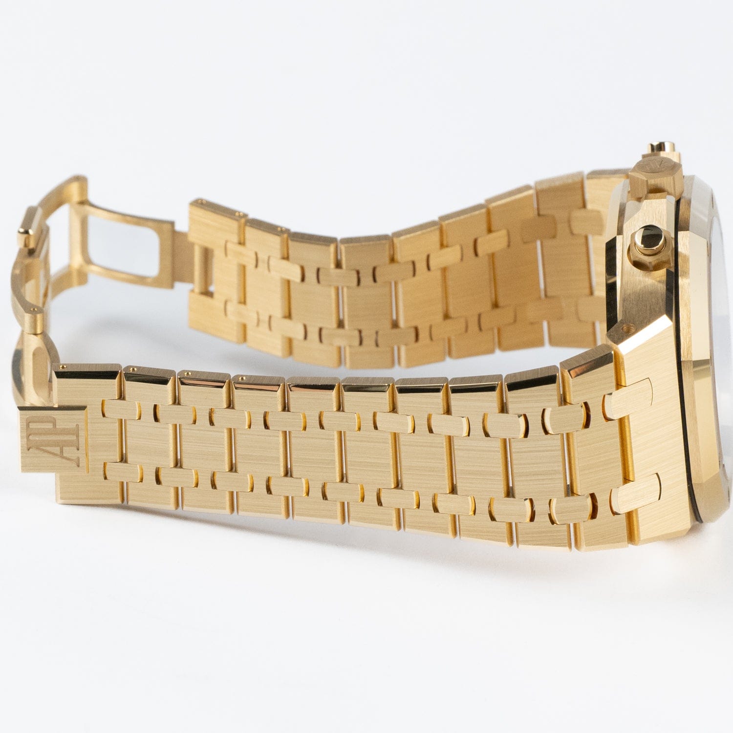 Audemars Piguet Royal Oak 26240BA.OO.1320BA.02 Chronograph Smoked Yellow Gold (2025)