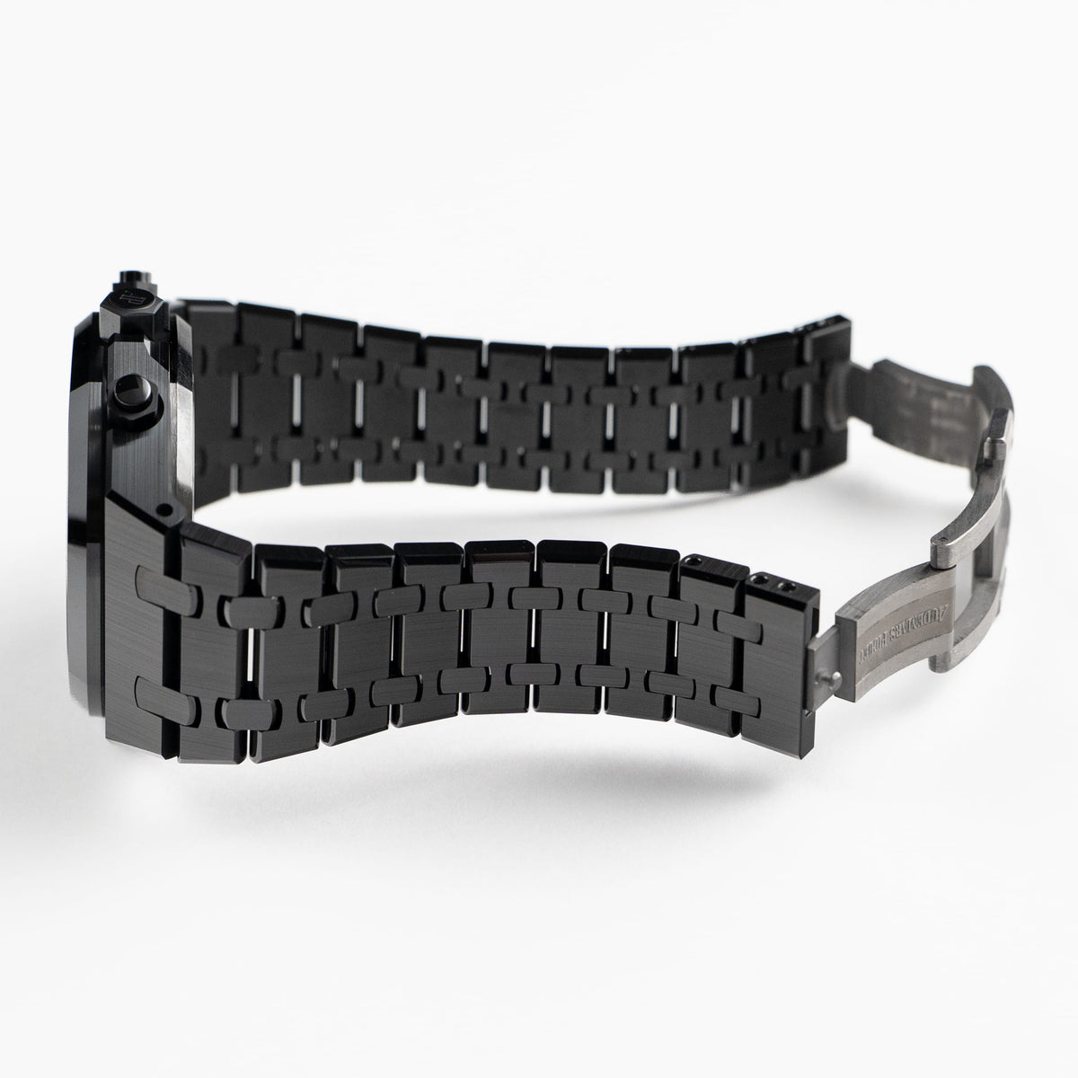 Audemars Piguet Royal Oak 26240CE.OO.1225CE.02 Chronograph Black Ceramic Black Dial