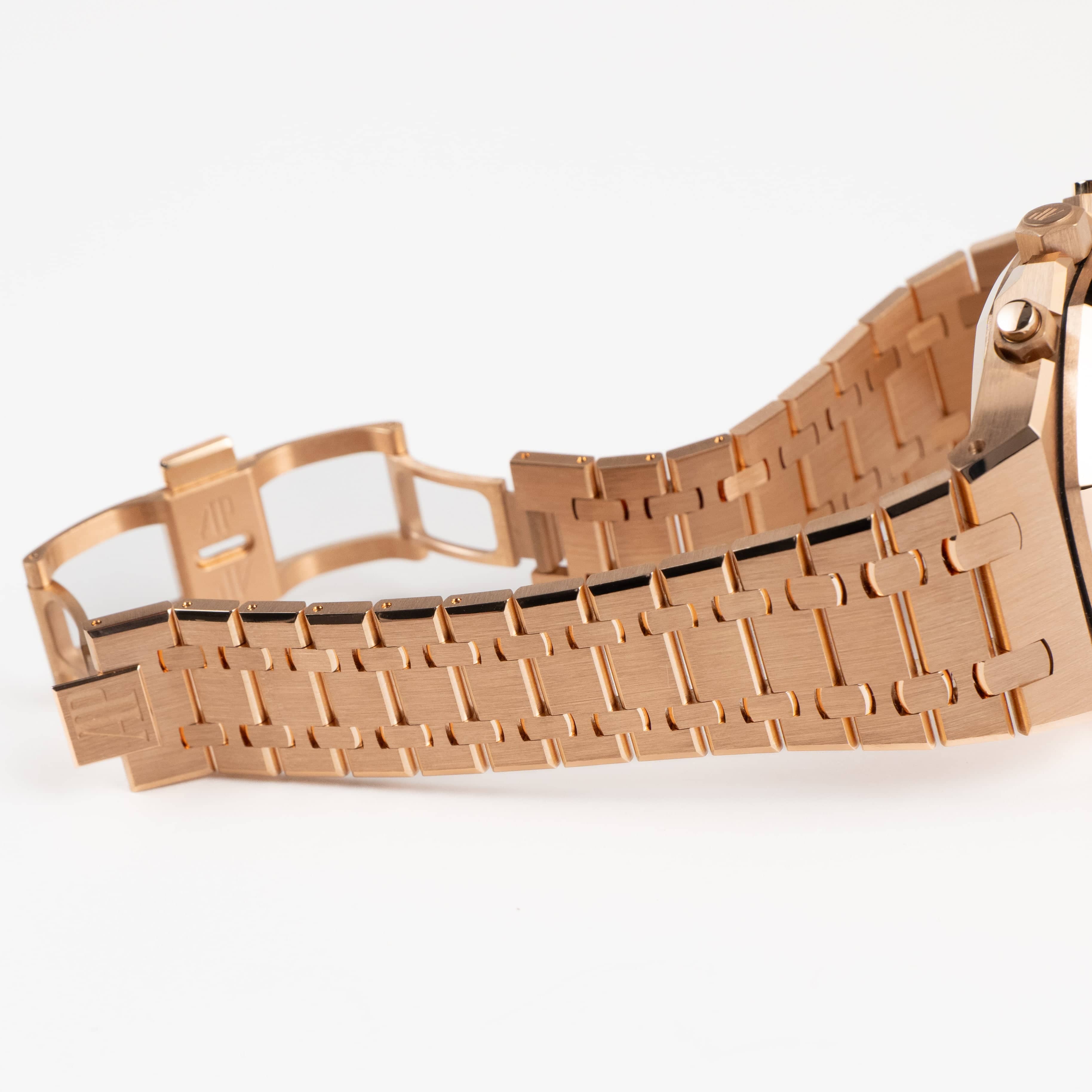 Audemars Piguet Royal Oak 26240OR.OO.1320OR.08 Chronograph Rose Gold Khaki Green Dial (2024)