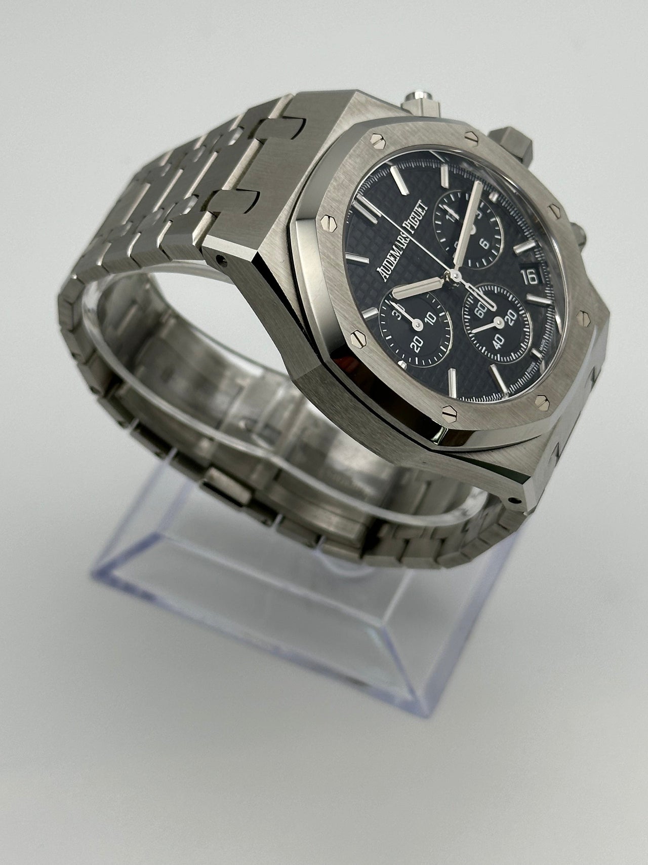 Audemars Piguet Royal Oak 26240ST.OO.1320ST.02 Selfwinding Chronograph '50th Anniversary' Stainless Steel Black Dial