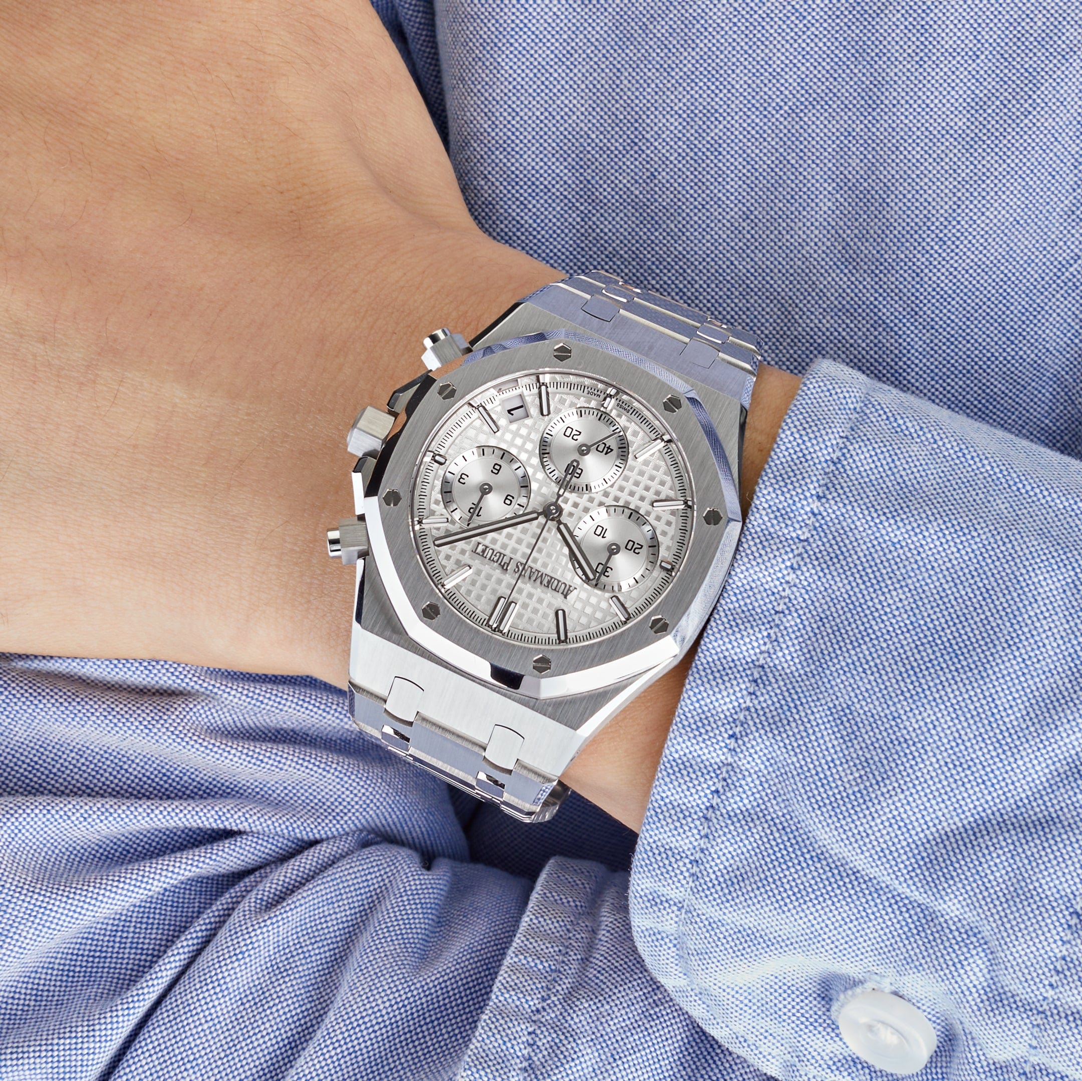 Audemars Piguet Royal Oak 26240ST.OO.1320ST.07 Selfwinding Chronograph Stainless Steel White Dial