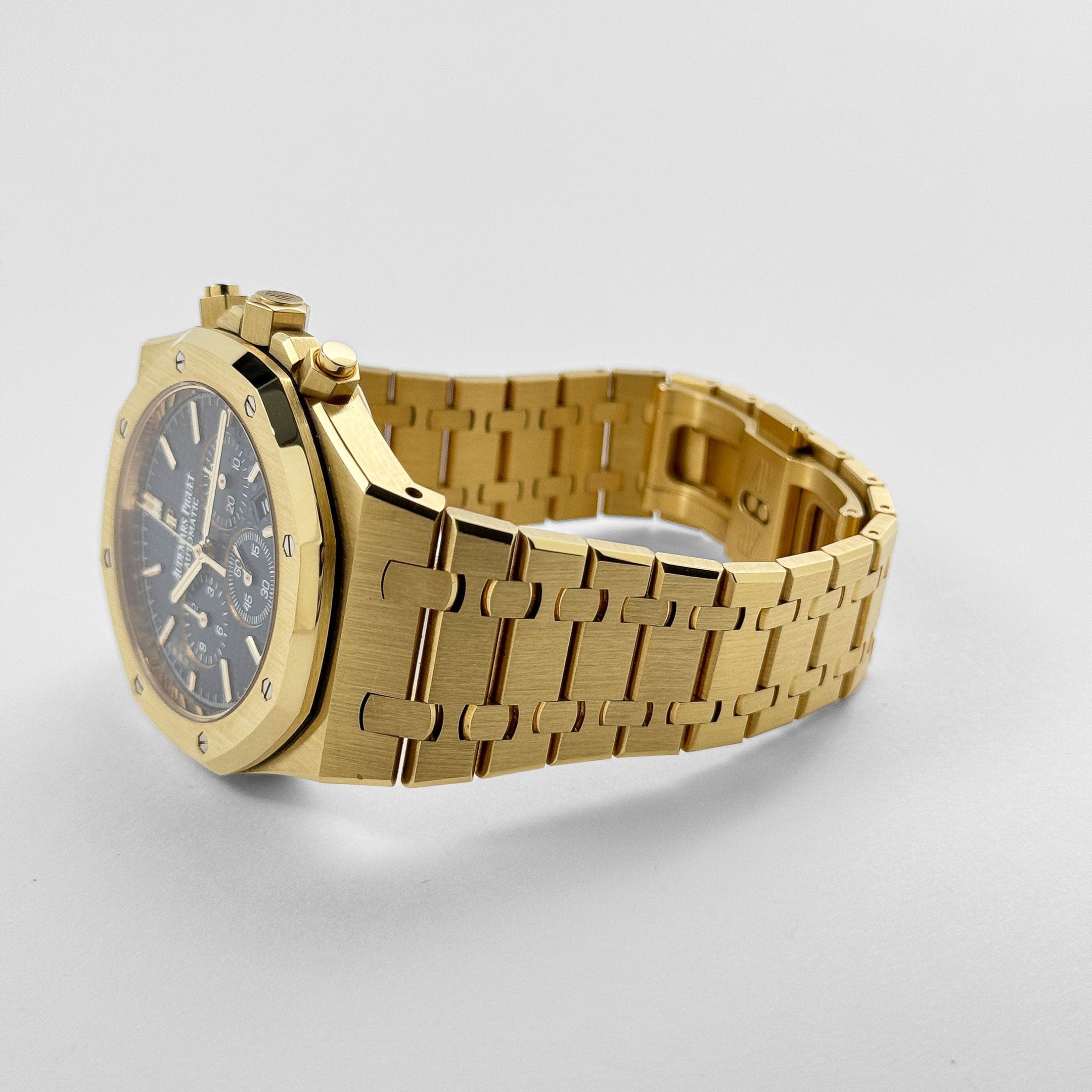 Audemars Piguet Royal Oak 26320BA.OO.1220BA.02 Chronograph Yellow