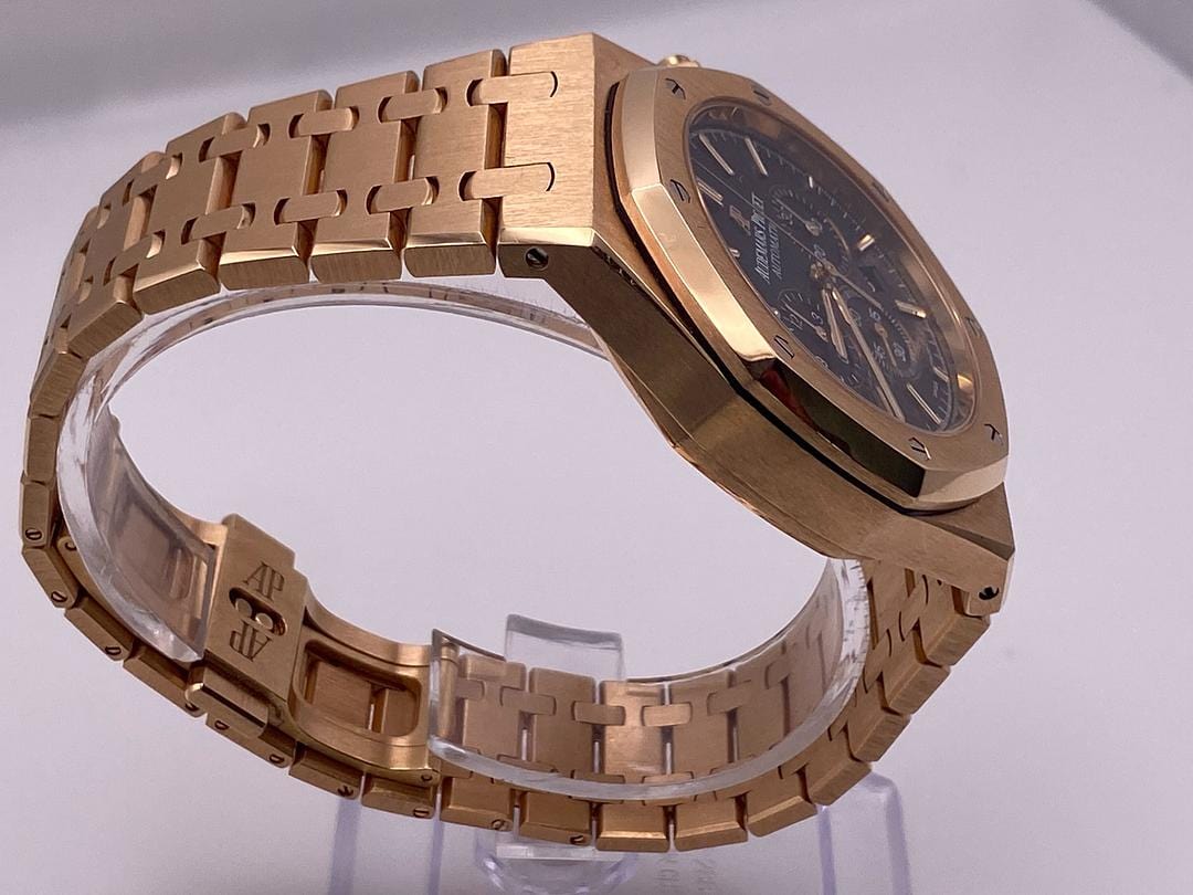 Luxury Watch Audemars Piguet Royal Oak Chronograph 41mm Rose Gold 26320OR.OO.1220OR.01 Wrist Aficionado