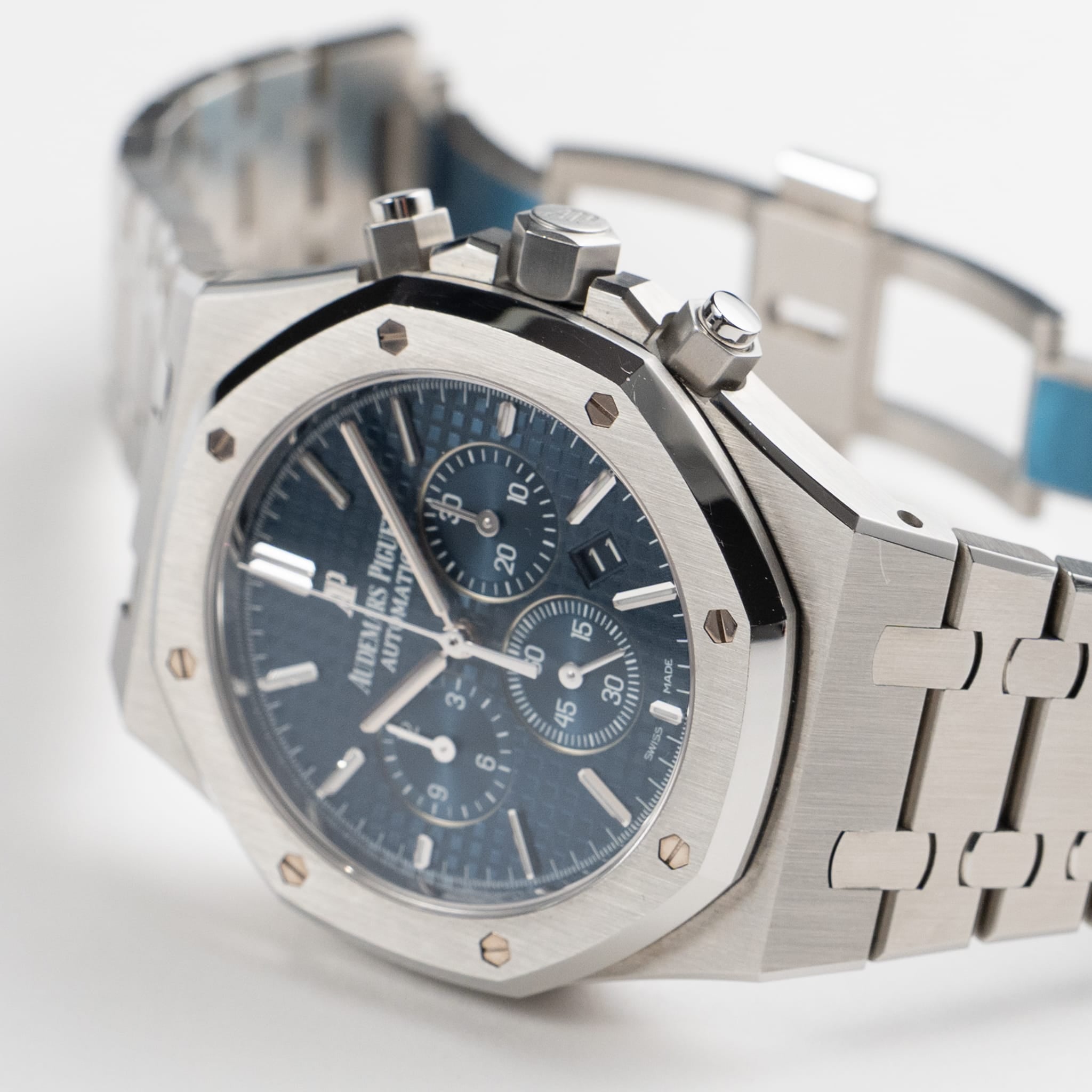 Audemars Piguet Royal Oak 26320ST.OO.1220ST.03 Chronograph Stainless Steel Blue Dial (2016)