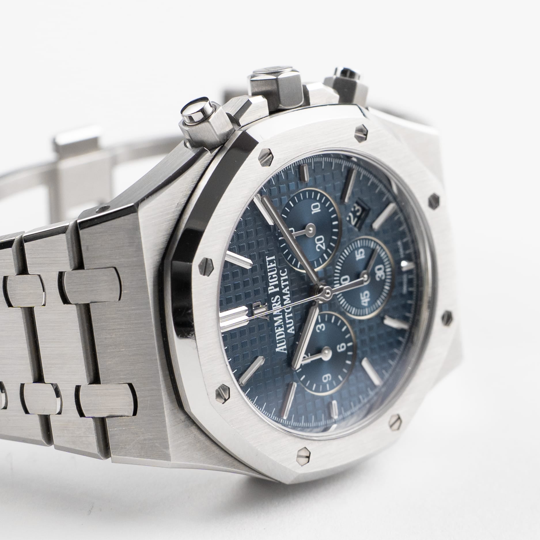 Audemars Piguet Royal Oak 26320ST.OO.1220ST.03 Chronograph Stainless Steel Blue Dial (2016)