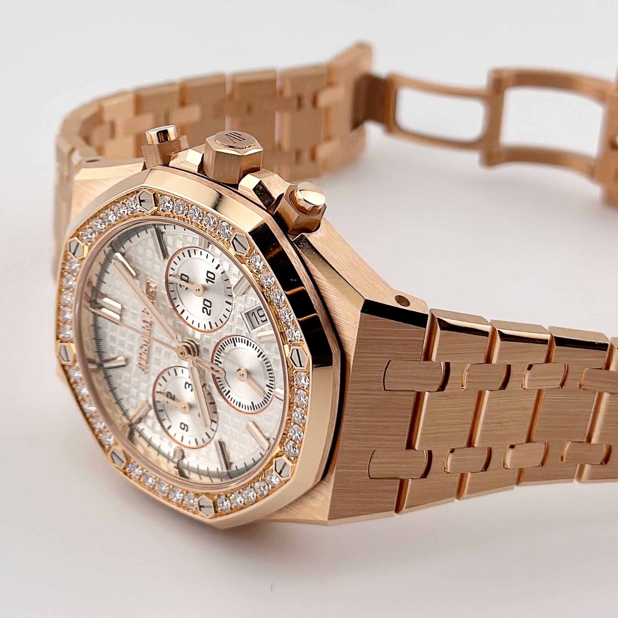 Audemars Piguet Royal Oak 26715OR.ZZ.1356OR.01 Chronograph Rose