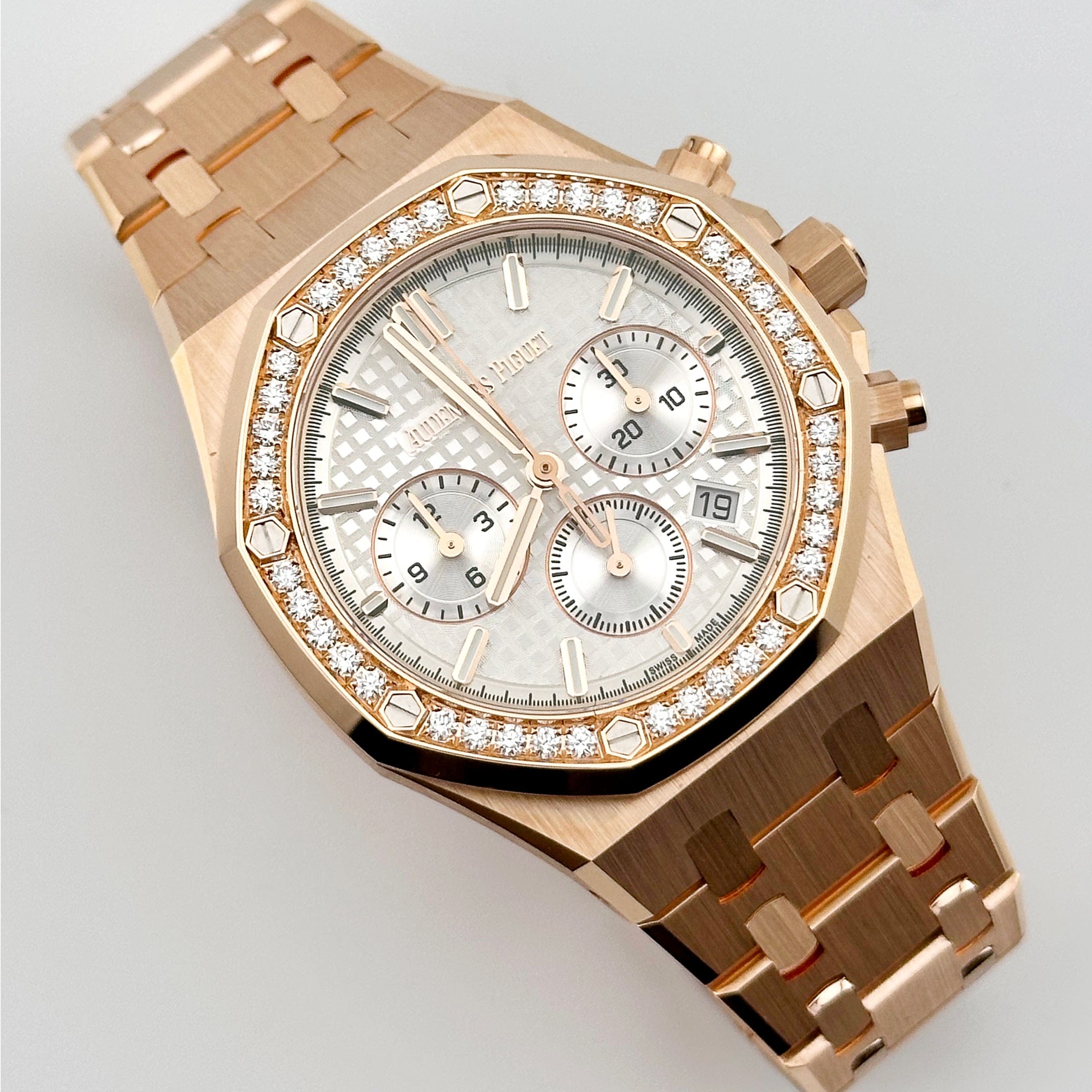 Audemars Piguet Royal Oak 26715OR.ZZ.1356OR.01 Chronograph Rose