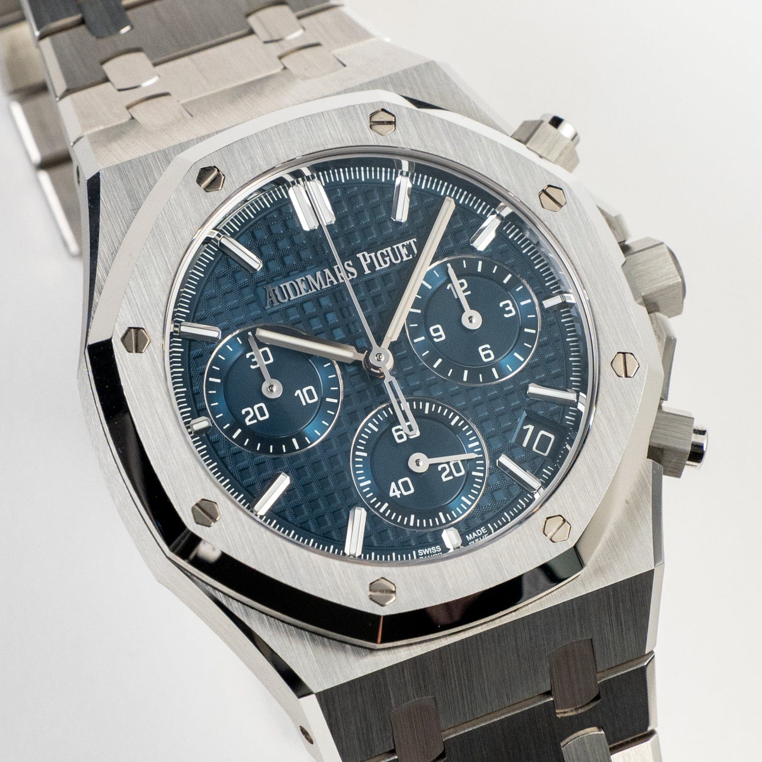 Audemars Piguet Royal Oak Chronograph 26240ST.OO.1320ST.01 '50th Anniversary' Stainless Steel Blue Dial (2022)