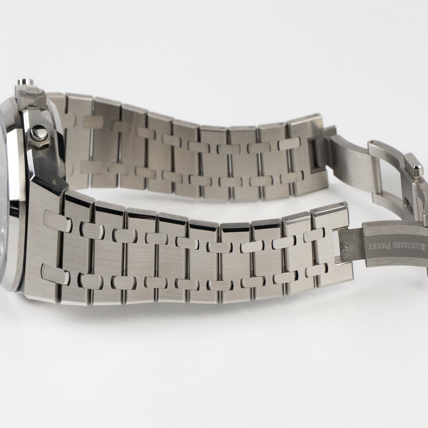 Audemars Piguet Royal Oak Chronograph 26240ST.OO.1320ST.01 '50th Anniversary' Stainless Steel Blue Dial (2022)