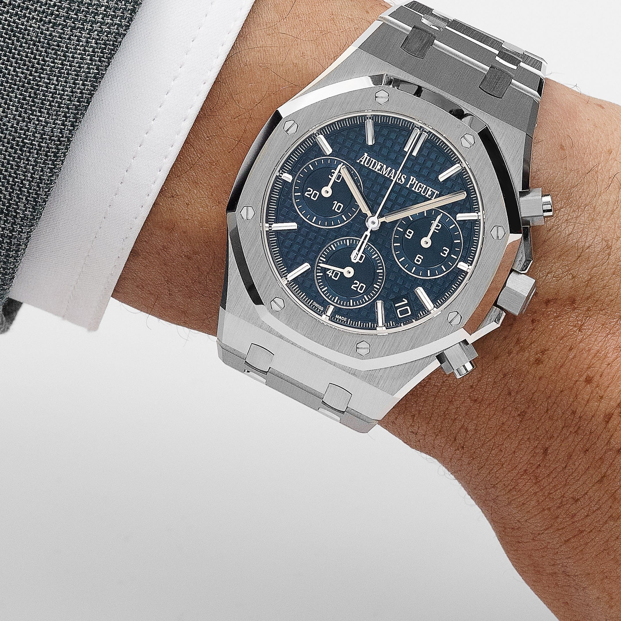 Audemars Piguet Royal Oak Chronograph 26240ST.OO.1320ST.01 '50th Anniversary' Stainless Steel Blue Dial (2022)