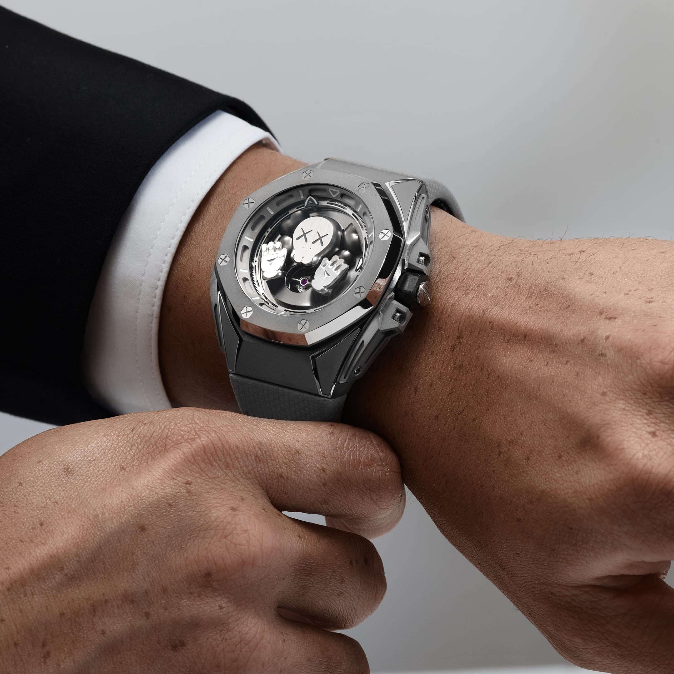 Audemars Piguet Royal Oak Concept 26656TI.GG.D019VE.01 KAWS