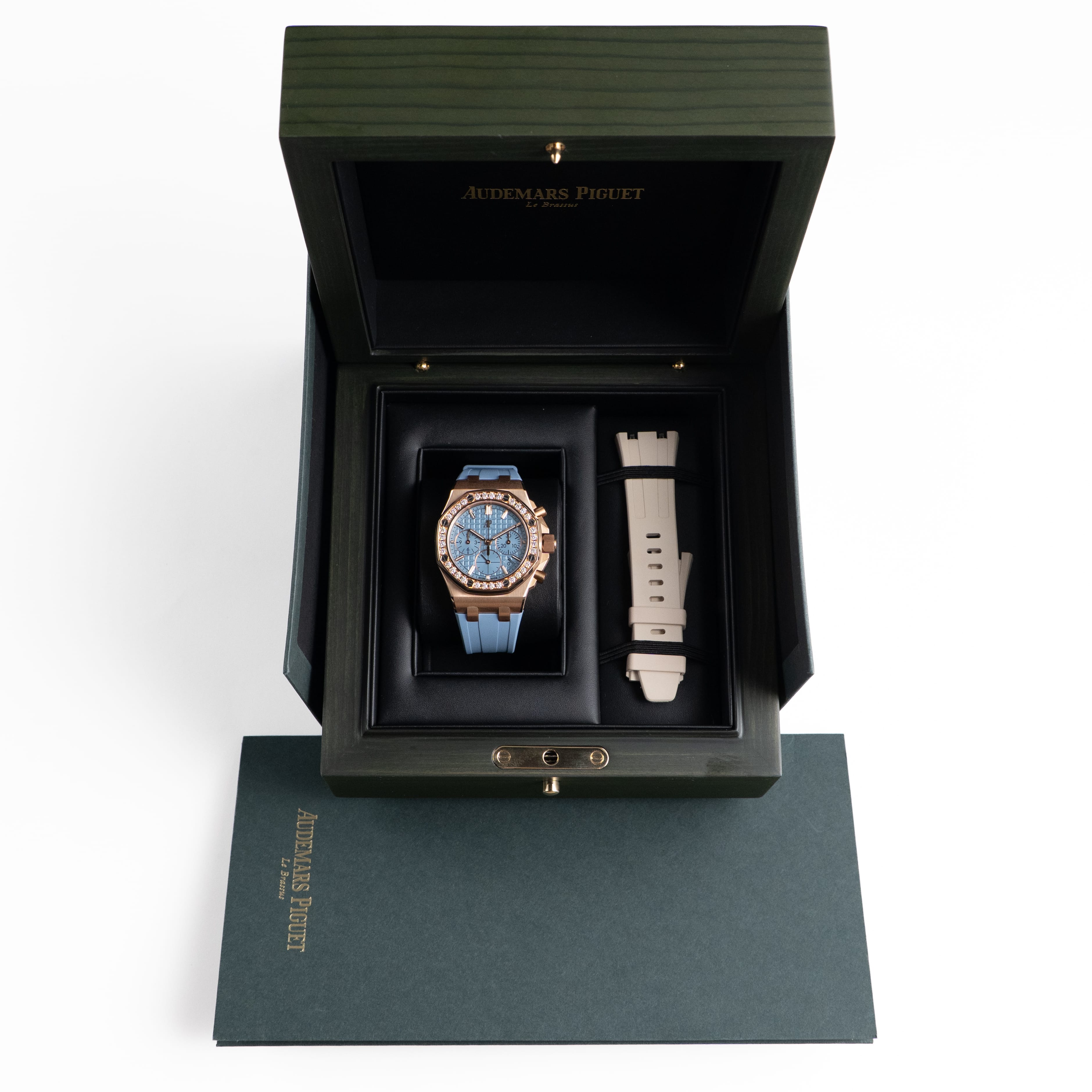 Audemars Piguet Royal Oak Offshore 26231OR.ZZ.A085CA.01 Chronograph Rose Gold Blue Dial Diamond Bezel (2024)