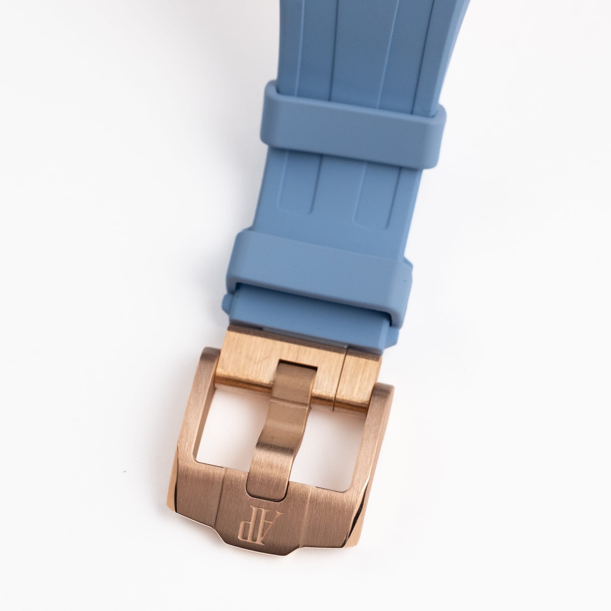 Audemars Piguet Royal Oak Offshore 26231OR.ZZ.A085CA.01 Chronograph Rose Gold Blue Dial Diamond Bezel (2024)