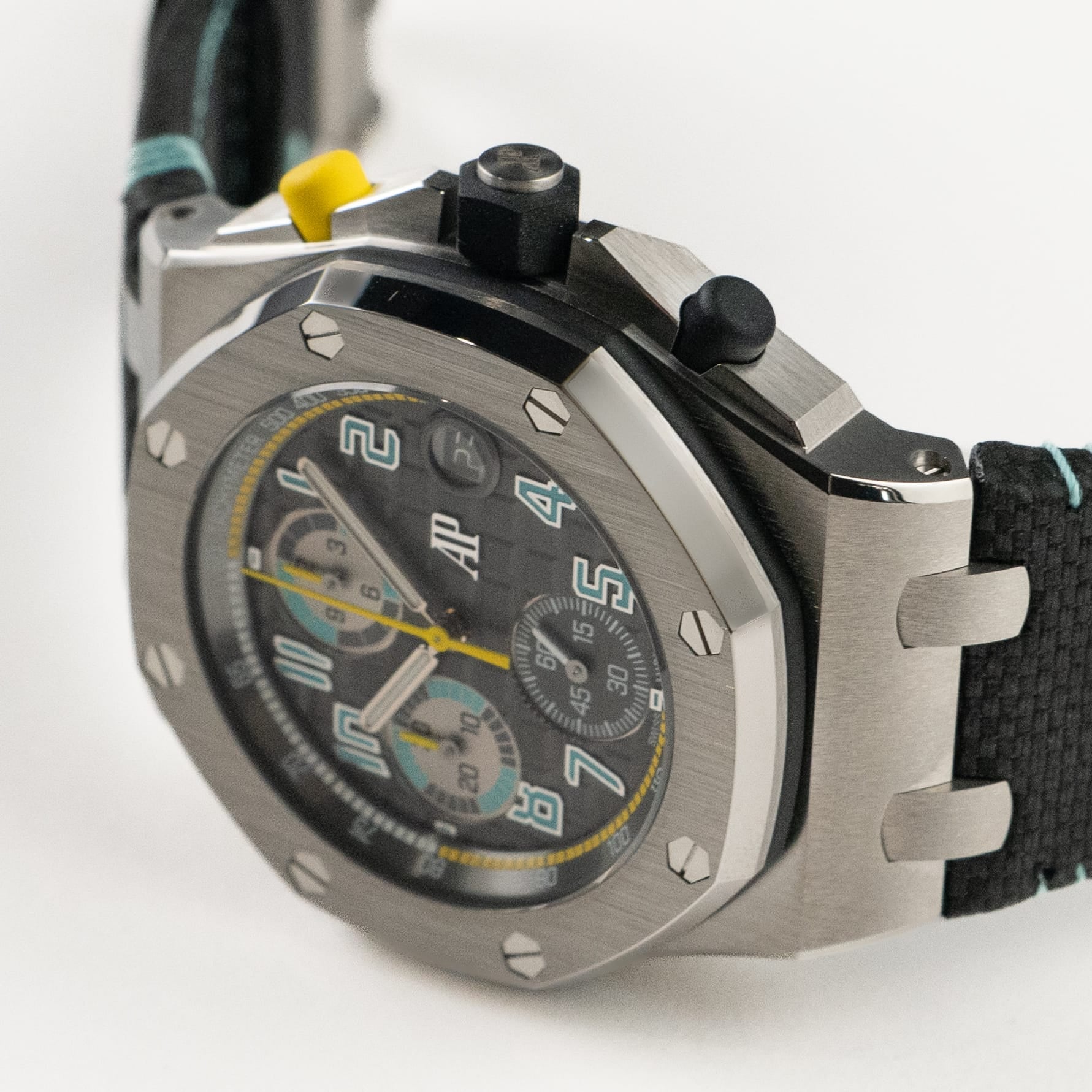 Audemars Piguet Royal Oak Offshore 26238TI.OO.A001VE.01 Chronograph Titanium Grey Dial (2026)