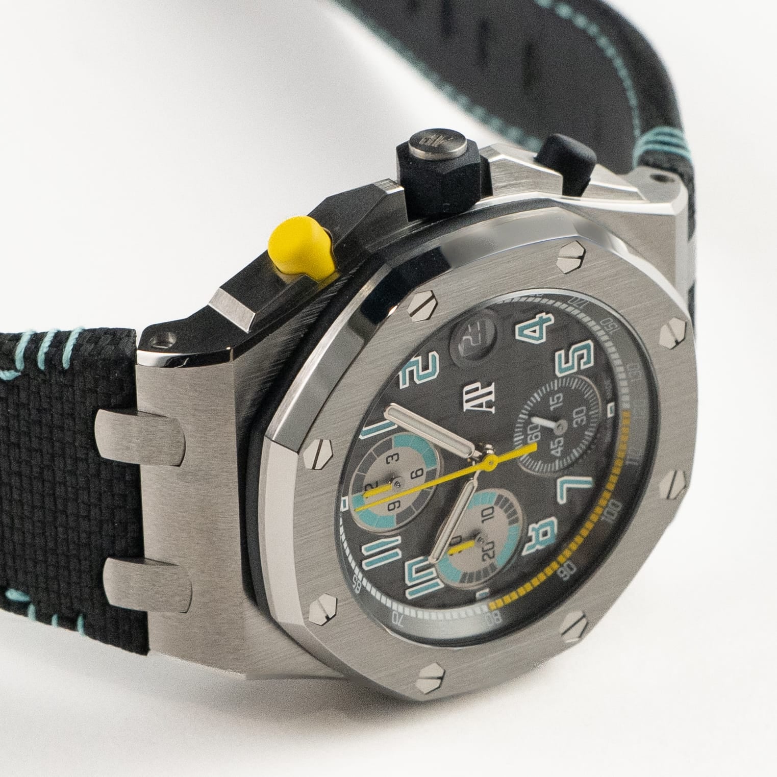 Audemars Piguet Royal Oak Offshore 26238TI.OO.A001VE.01 Chronograph Titanium Grey Dial (2026)