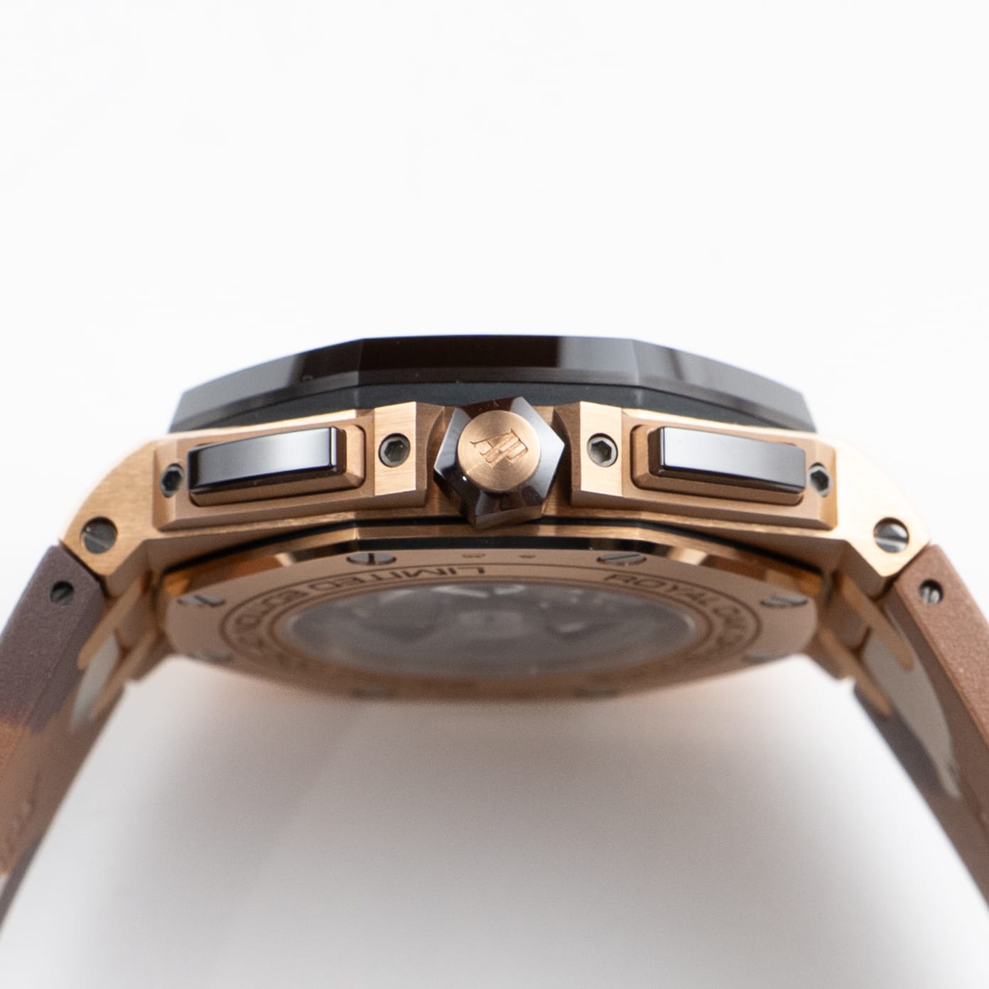 Audemars Piguet Royal Oak Offshore 26401RO.OO.A087CA.01 Selfwinding Chronograph Limited Edition of 500 (2020)
