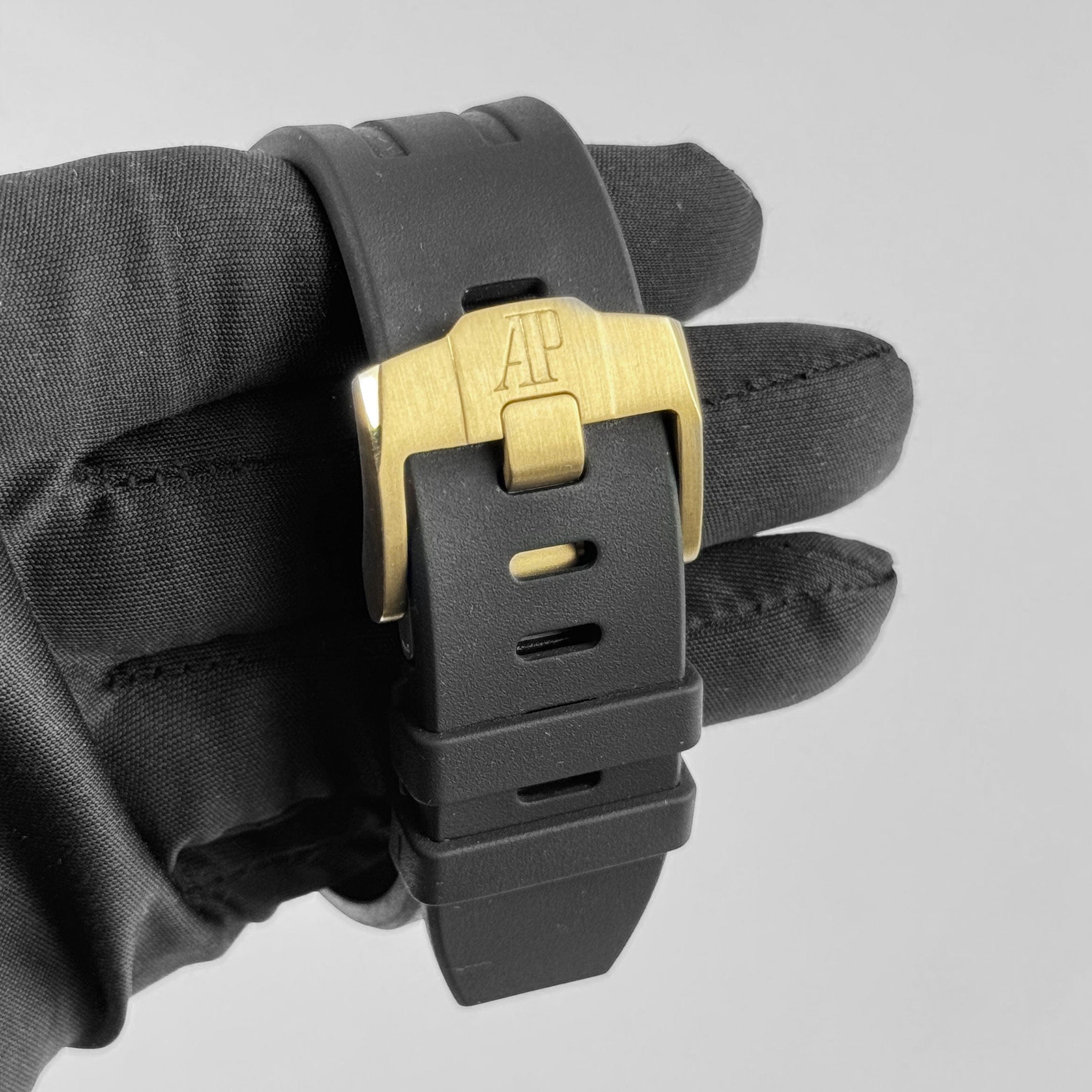 Audemars Piguet Royal Oak Offshore 26420CE.OO.A127CR.01 Chronograph Black Ceramic Yellow Gold Black Dial (2024)