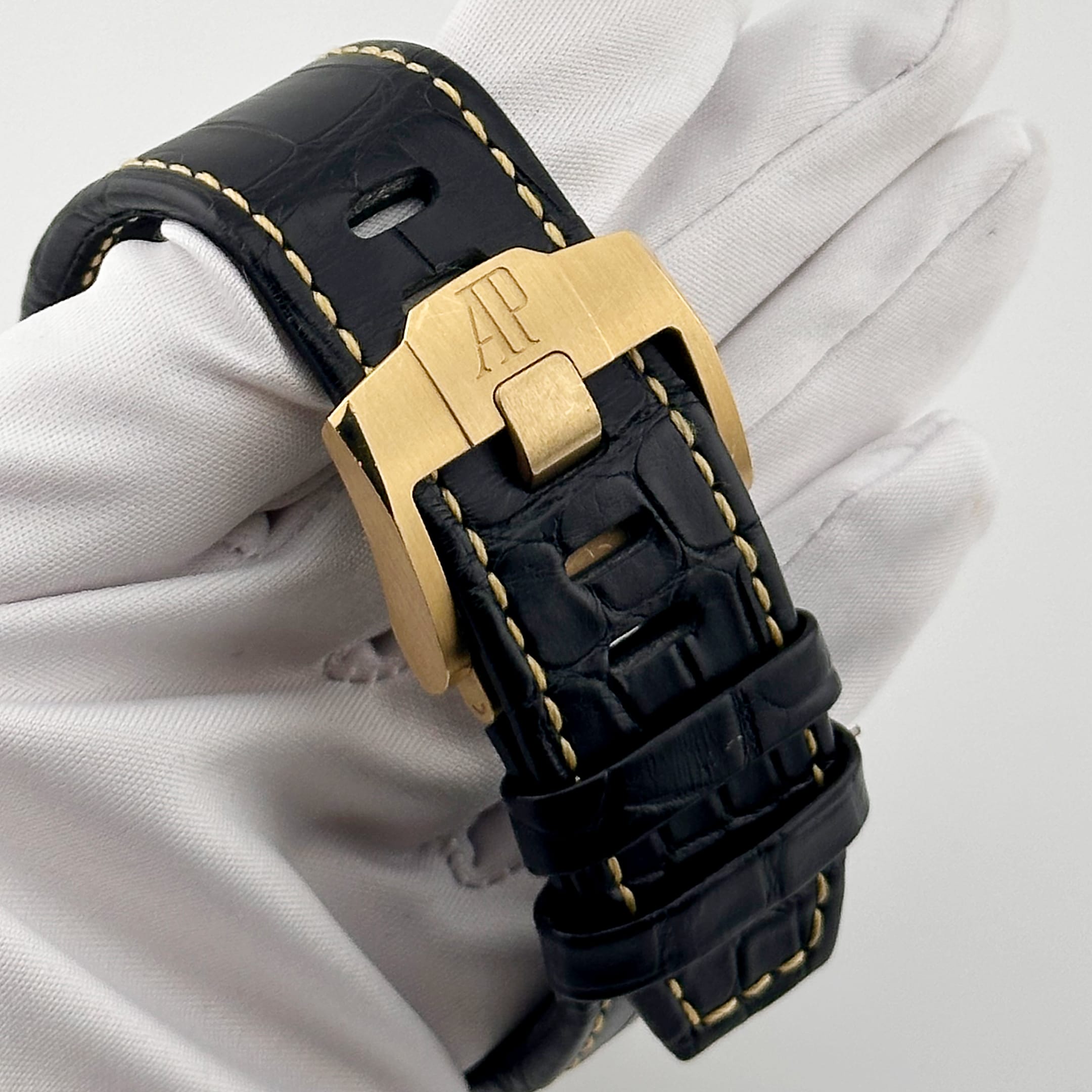 Audemars Piguet Royal Oak Offshore 26420CE.OO.A127CR.01 Chronograph Black Ceramic Yellow Gold Black Dial (2024)