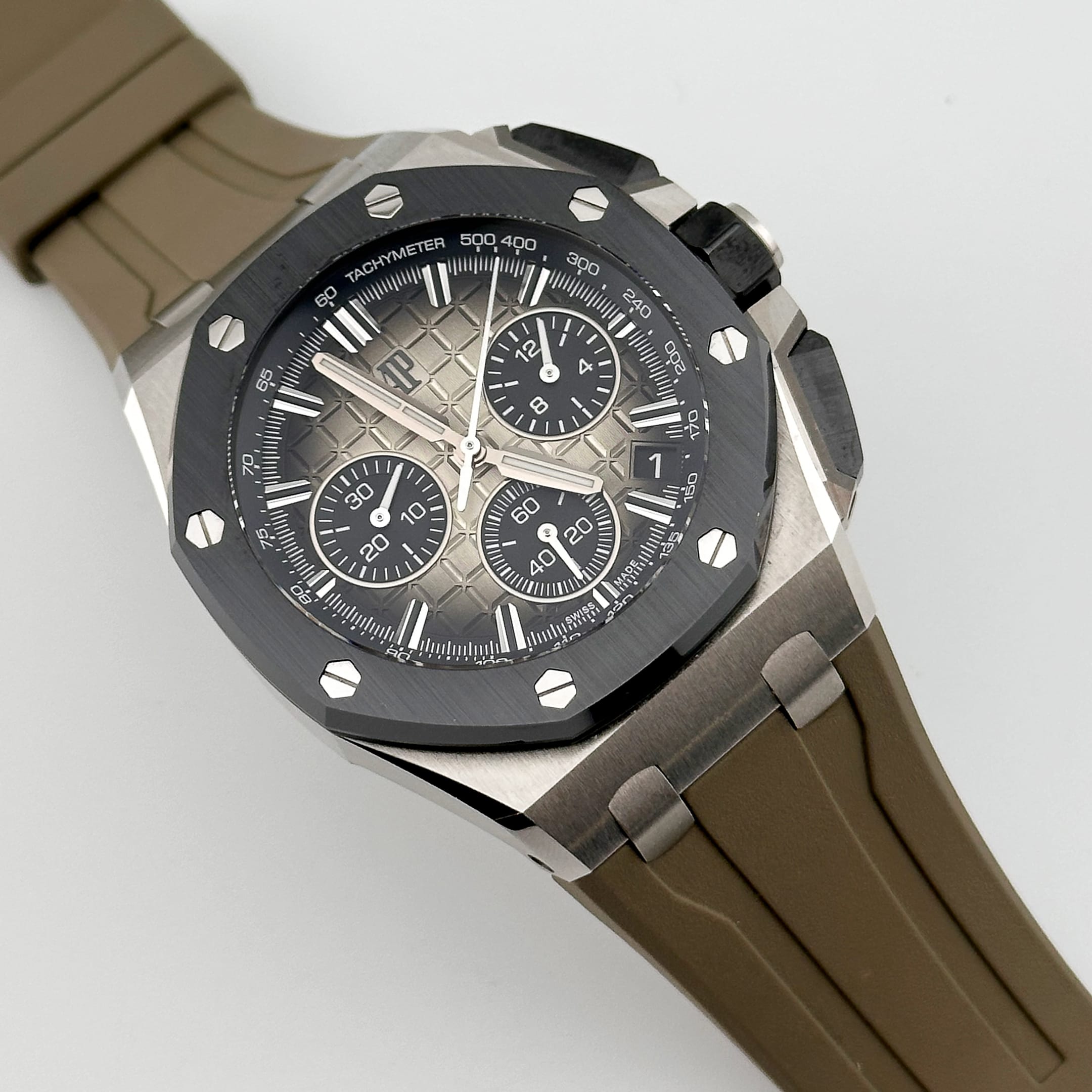 Audemars Piguet Royal Oak Offshore 26420SO.OO.A600CA.01 Chronograph Stainless Steel Smoked Light Brown Dial (2023)