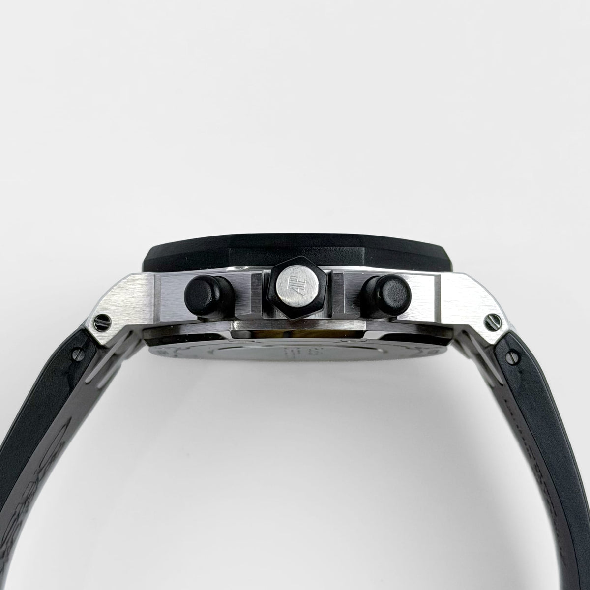 Audemars Piguet Royal Oak Offshore 26424BC.ZZ.D002CA.01 Chronograph White Gold Black Dial Diamond Bezel