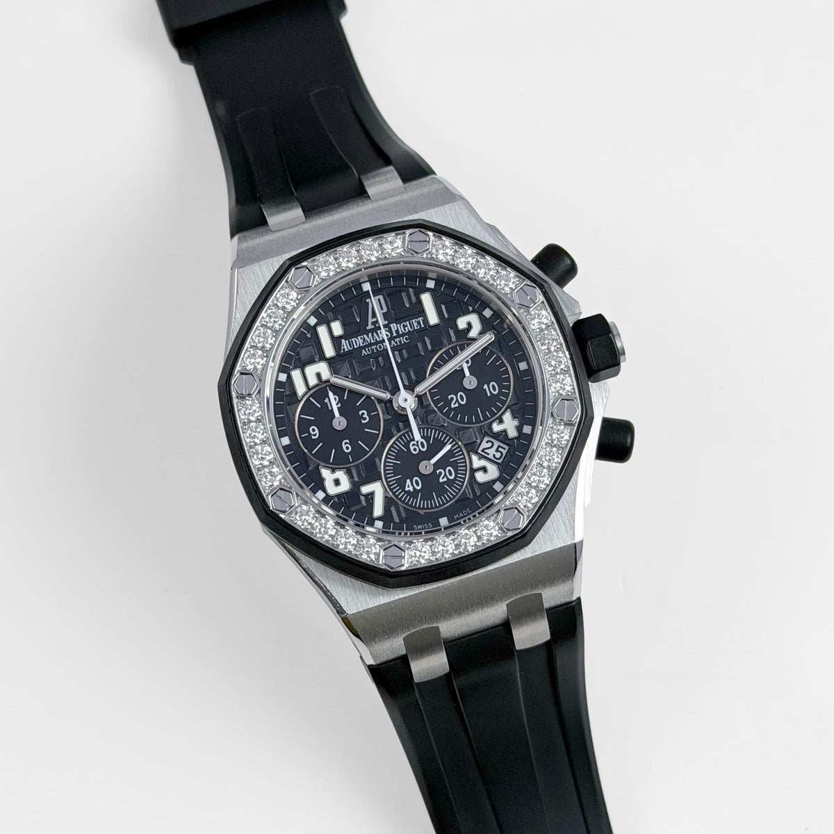 Audemars Piguet Royal Oak Offshore 26424BC.ZZ.D002CA.01 Chronograph White Gold Black Dial Diamond Bezel