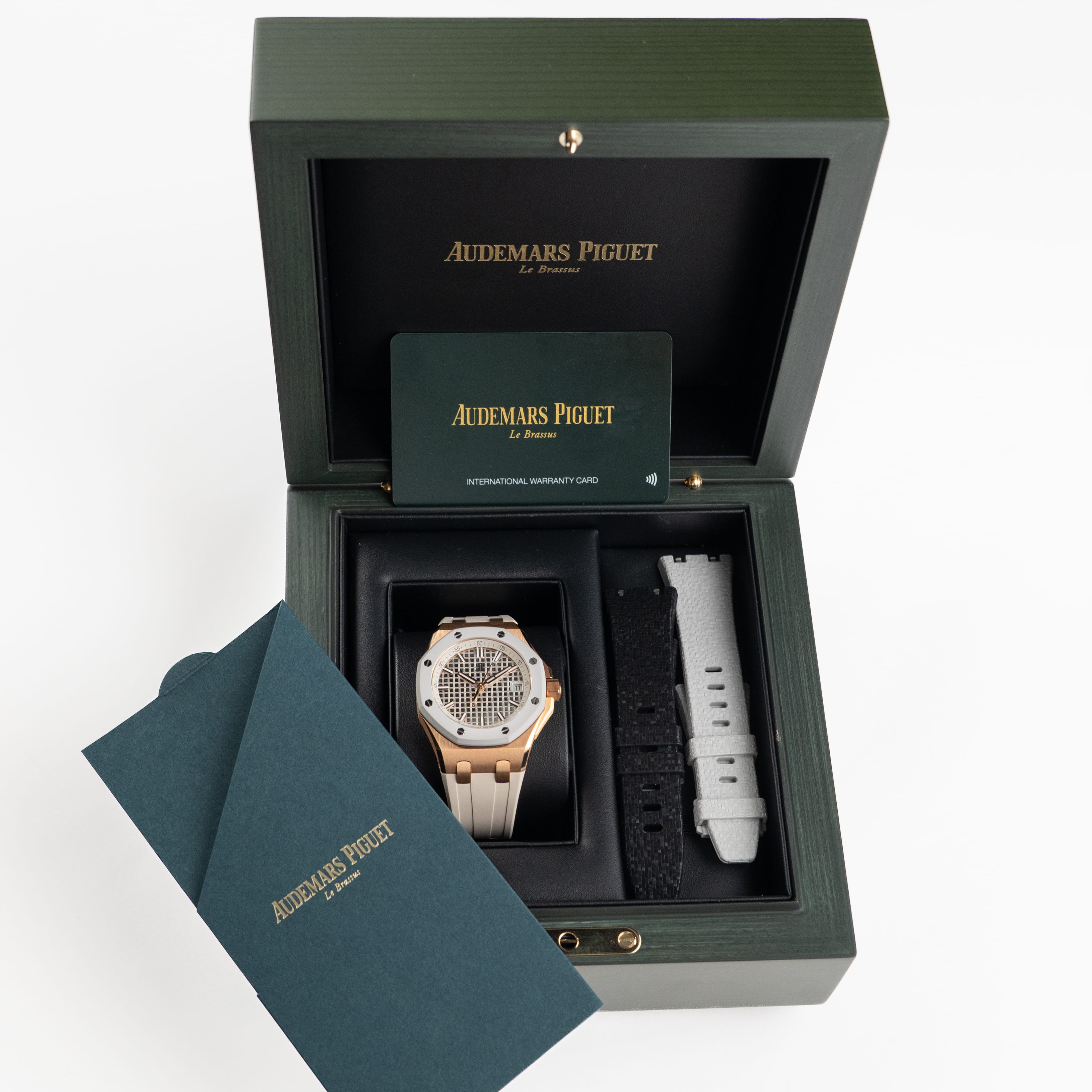 Audemars Piguet Royal Oak Offshore 77605OK.OO.A101CA.01 Selfwinding Rose Gold Ivory Dial (2024)