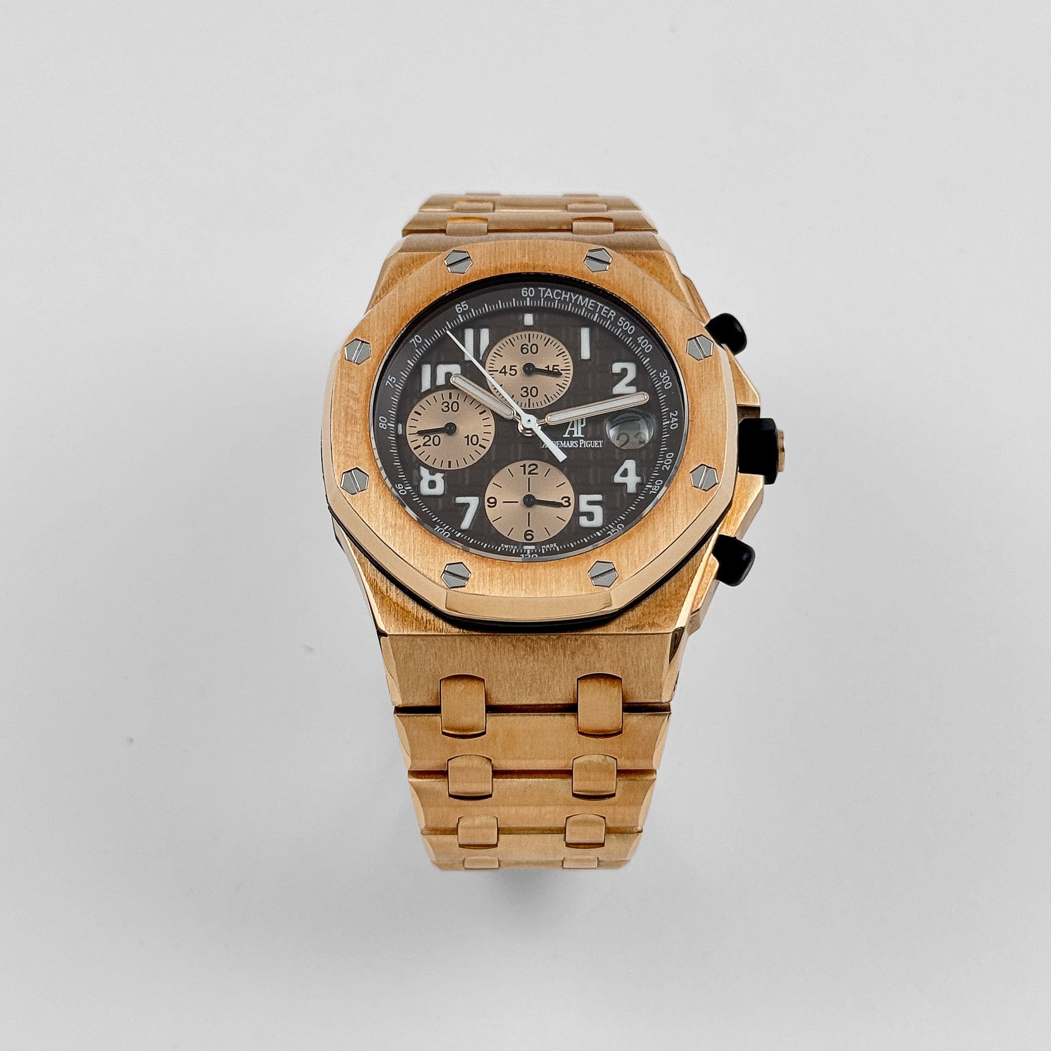 Audemars Piguet Royal Oak Offshore Chronograph 26007BA.OO.D088CR.01 ‘Arnold Schwarzenegger’ Yellow Gold Brown Dial Limited Edition of 400 (2004)