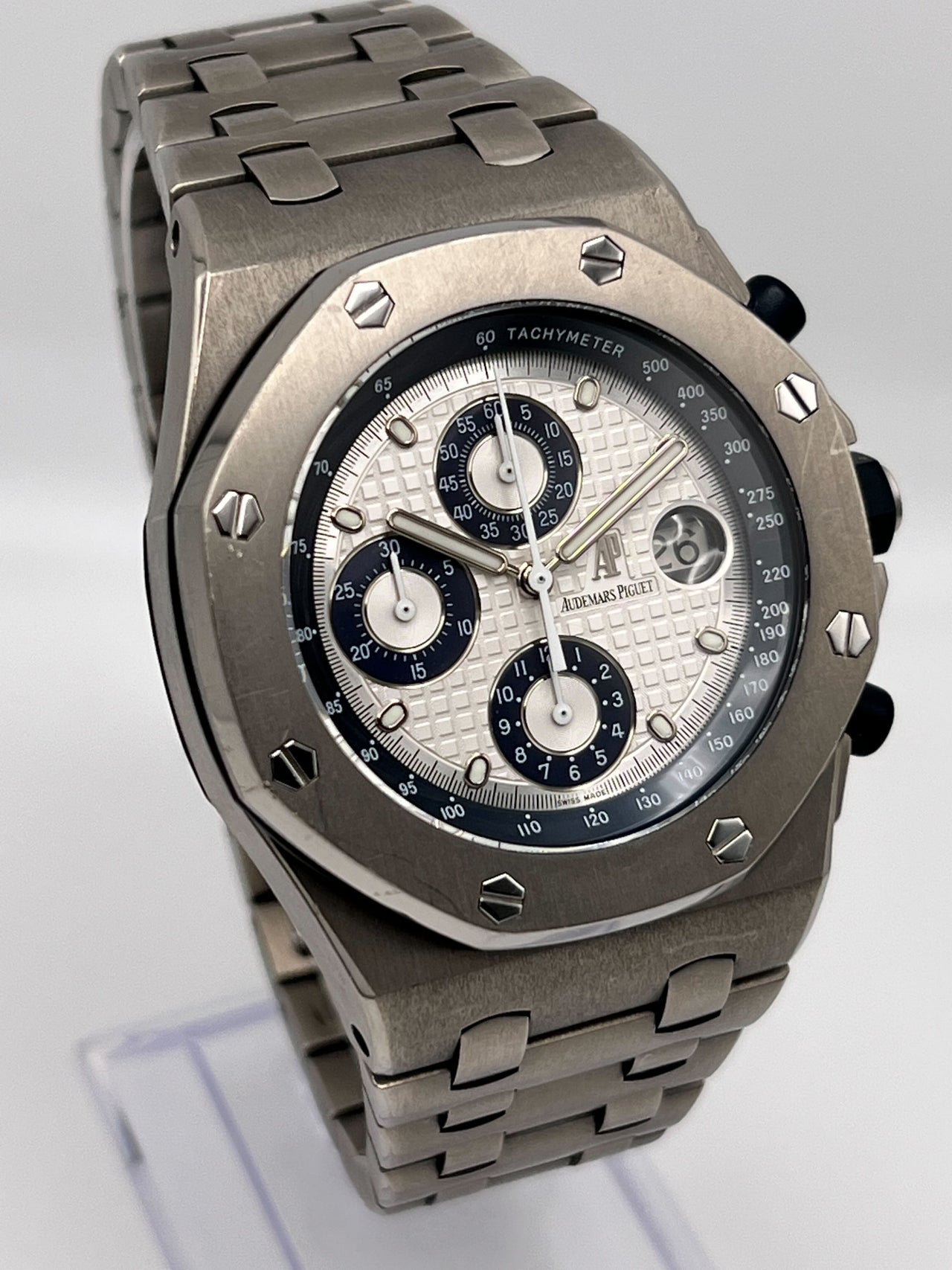 Audemars Piguet Royal Oak Offshore 25721TI.OO.1000TI.03