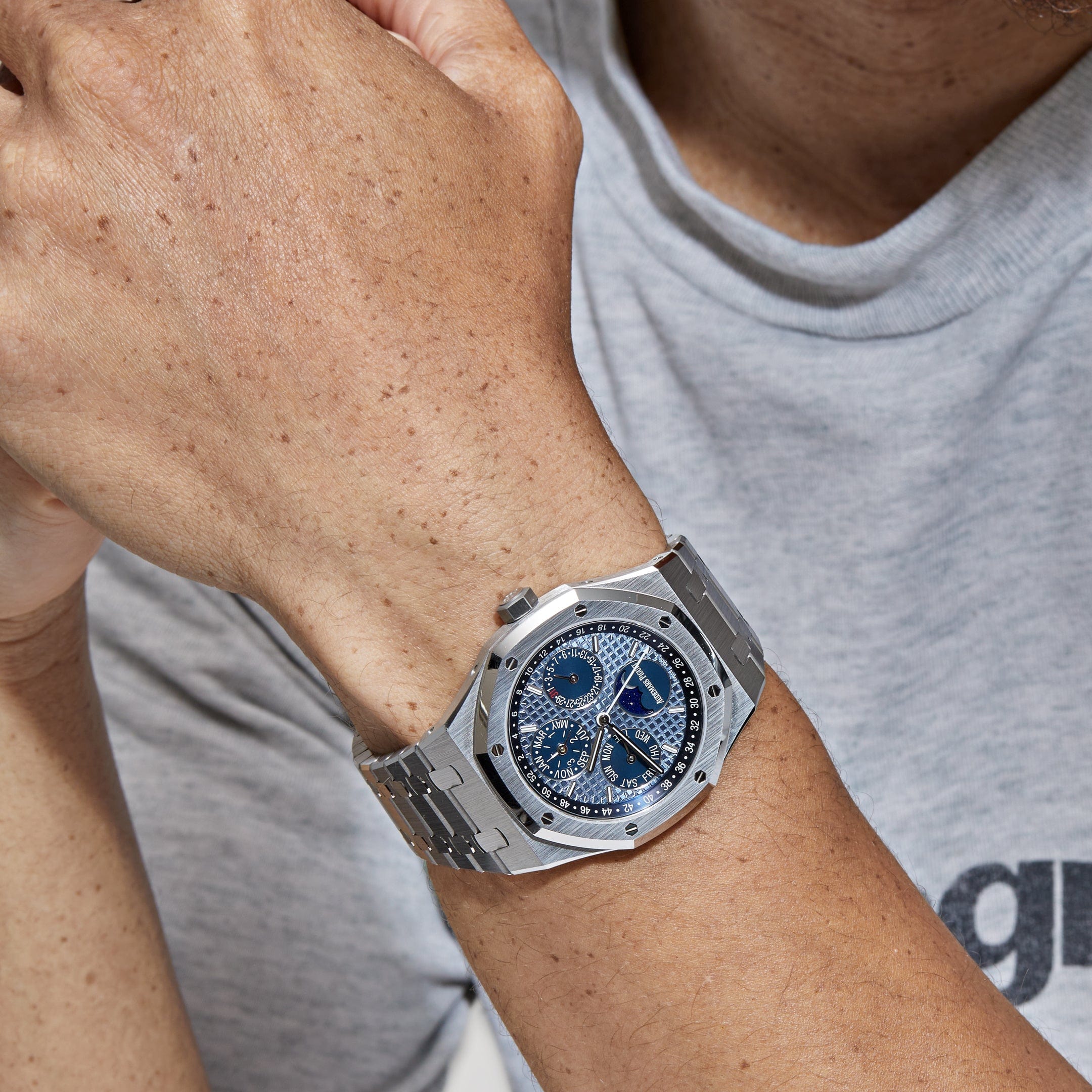 Audemars Piguet Royal Oak Perpetual Calendar 26574ST.OO.1220ST.03