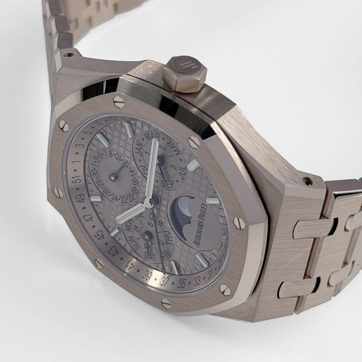 Audemars Piguet Royal Oak Perpetual Calendar 26674SG.OO.1320SG.01 Sand Gold (2026)