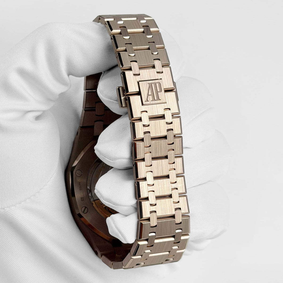 Audemars Piguet Royal Oak Perpetual Calendar 26674SG.OO.1320SG.01 Sand Gold (2026)