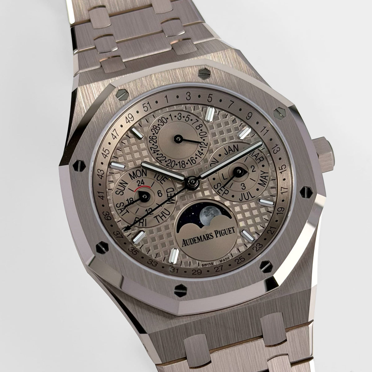 Audemars Piguet Royal Oak Perpetual Calendar 26674SG.OO.1320SG.01 Sand Gold (2026)