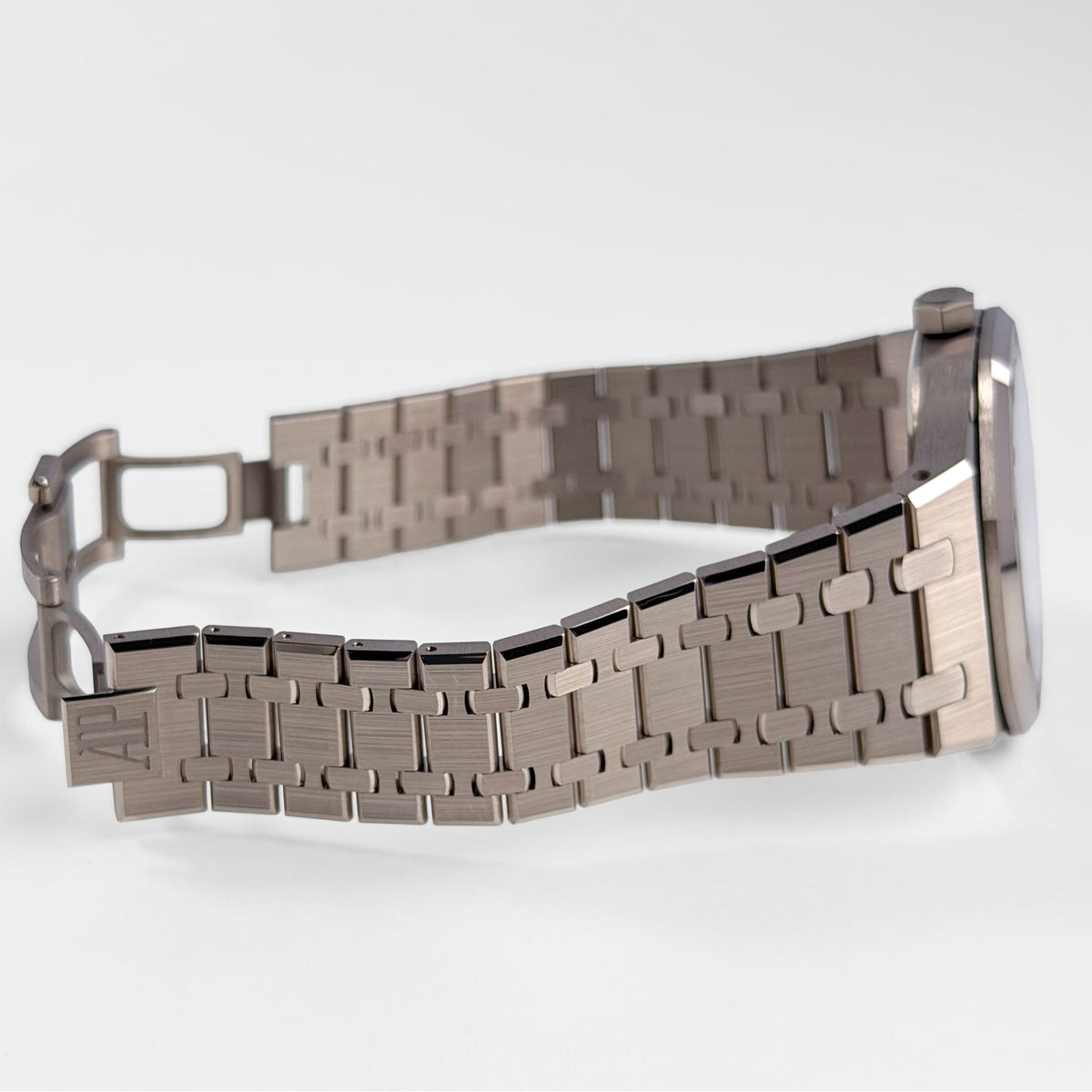 Audemars Piguet Royal Oak Perpetual Calendar 26674SG.OO.1320SG.01 Sand Gold (2026)