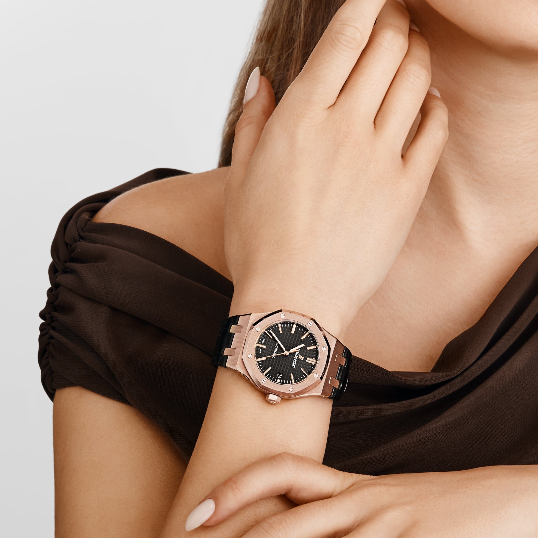 aオーダー品 Audemars Piguet Royal Oak Selfwinding 15450OR.OO.D002CR.01 – Wrist