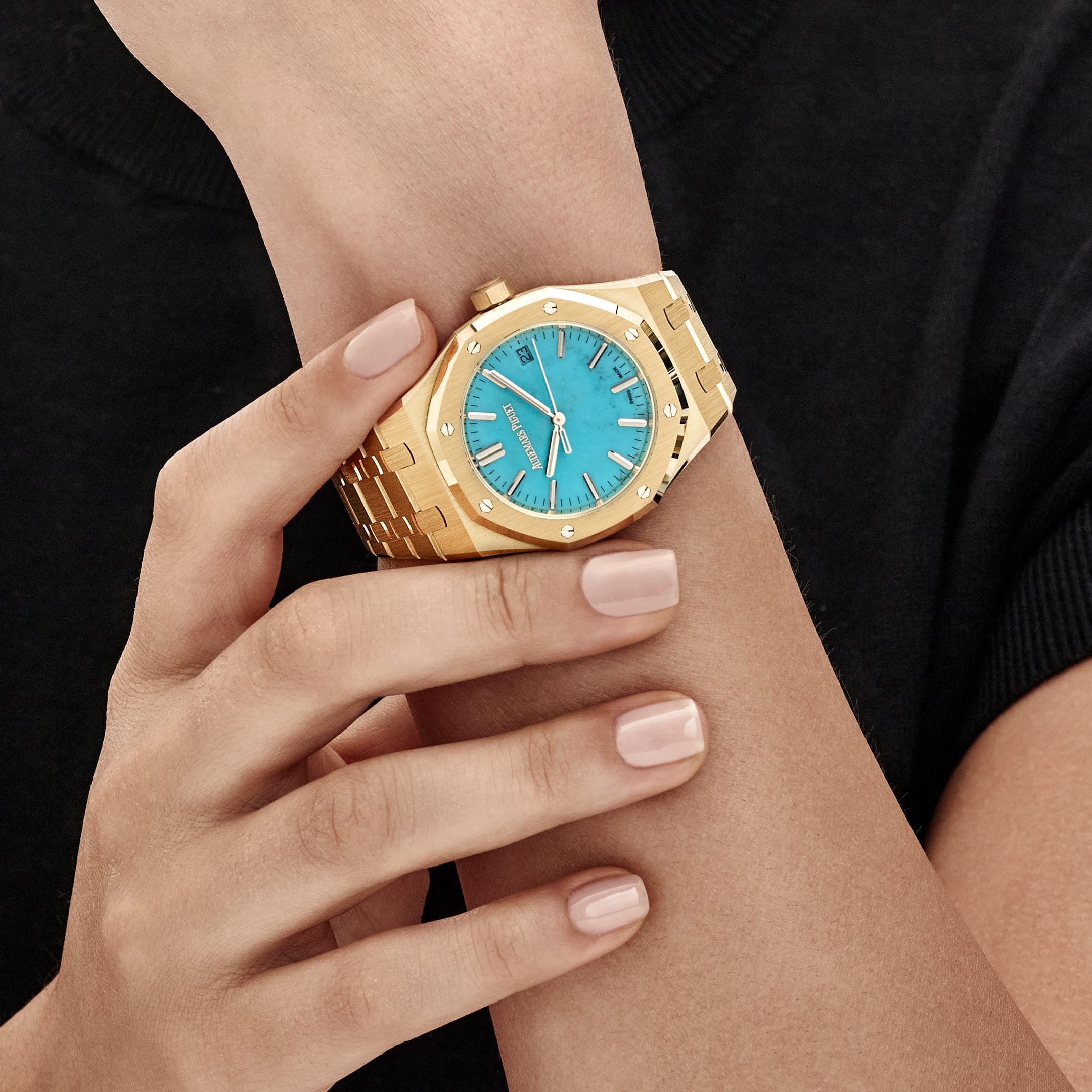 Audemars Piguet Royal Oak Selfwinding 15550BA.OO.1356BA.01 Yellow Gold Blue Turquoise Dial