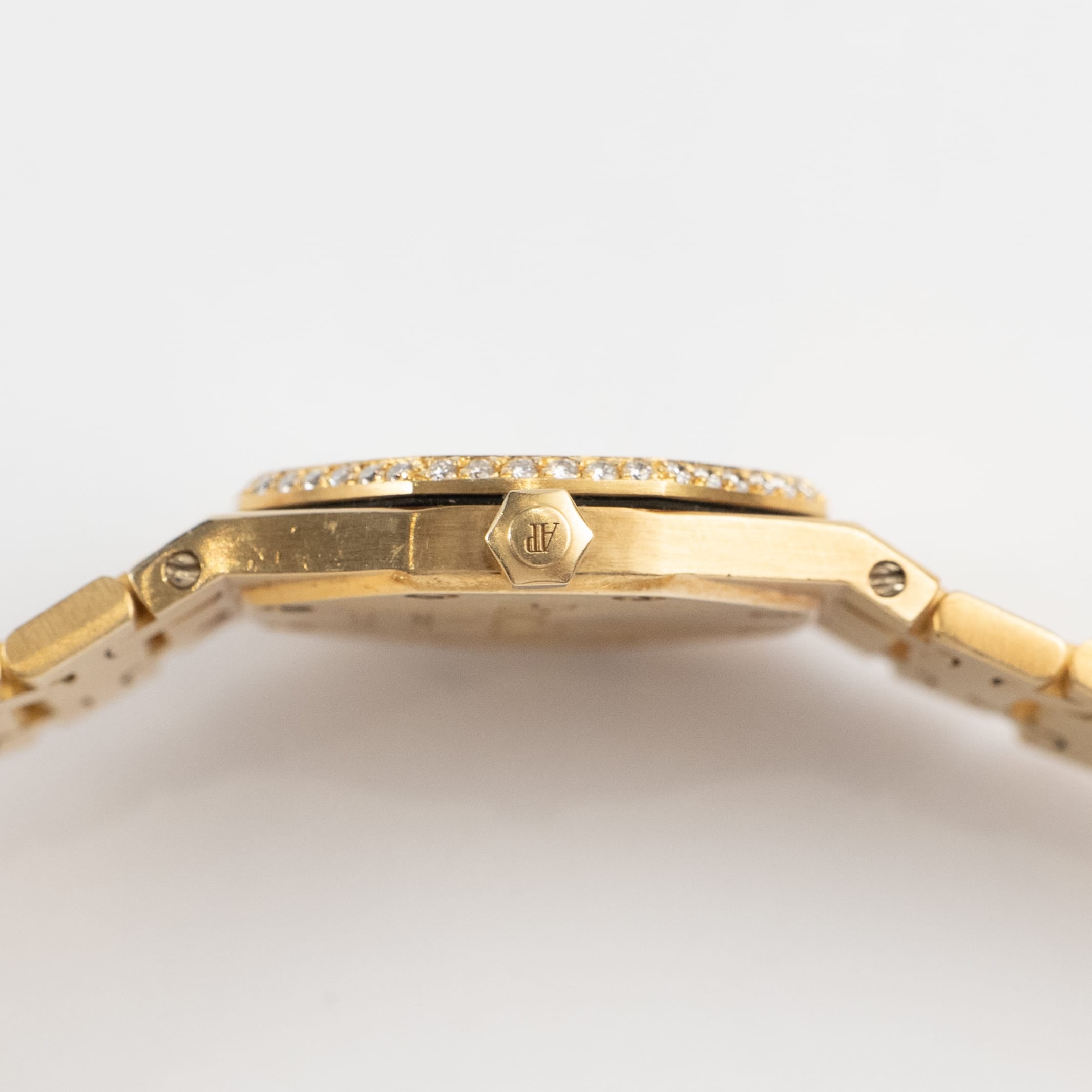 Audemars Piguet Royal Oak Vintage 6164/516 'Ladies' Yellow Gold Champagne Diamond Dial Diamond Bezel