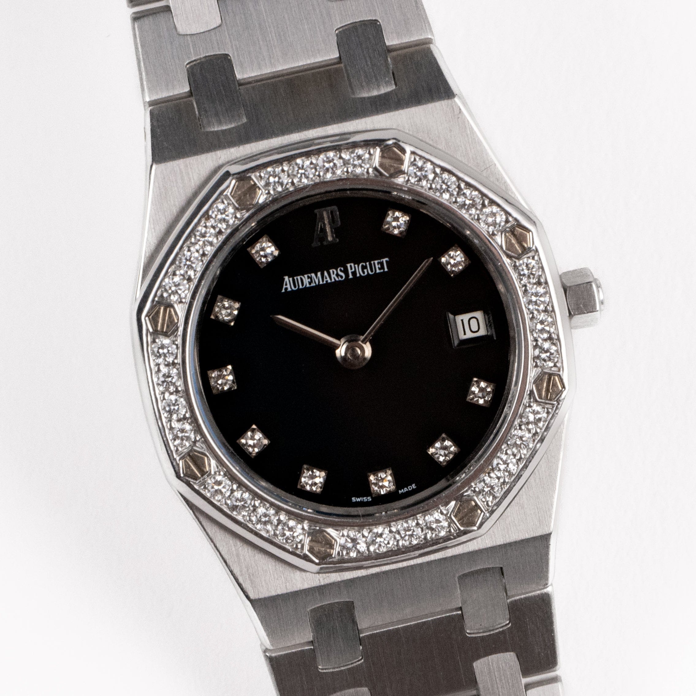 Audemars Piguet Royal Oak Vintage 'Ladies' White Gold Black Diamond Dial Diamond Bezel Quartz