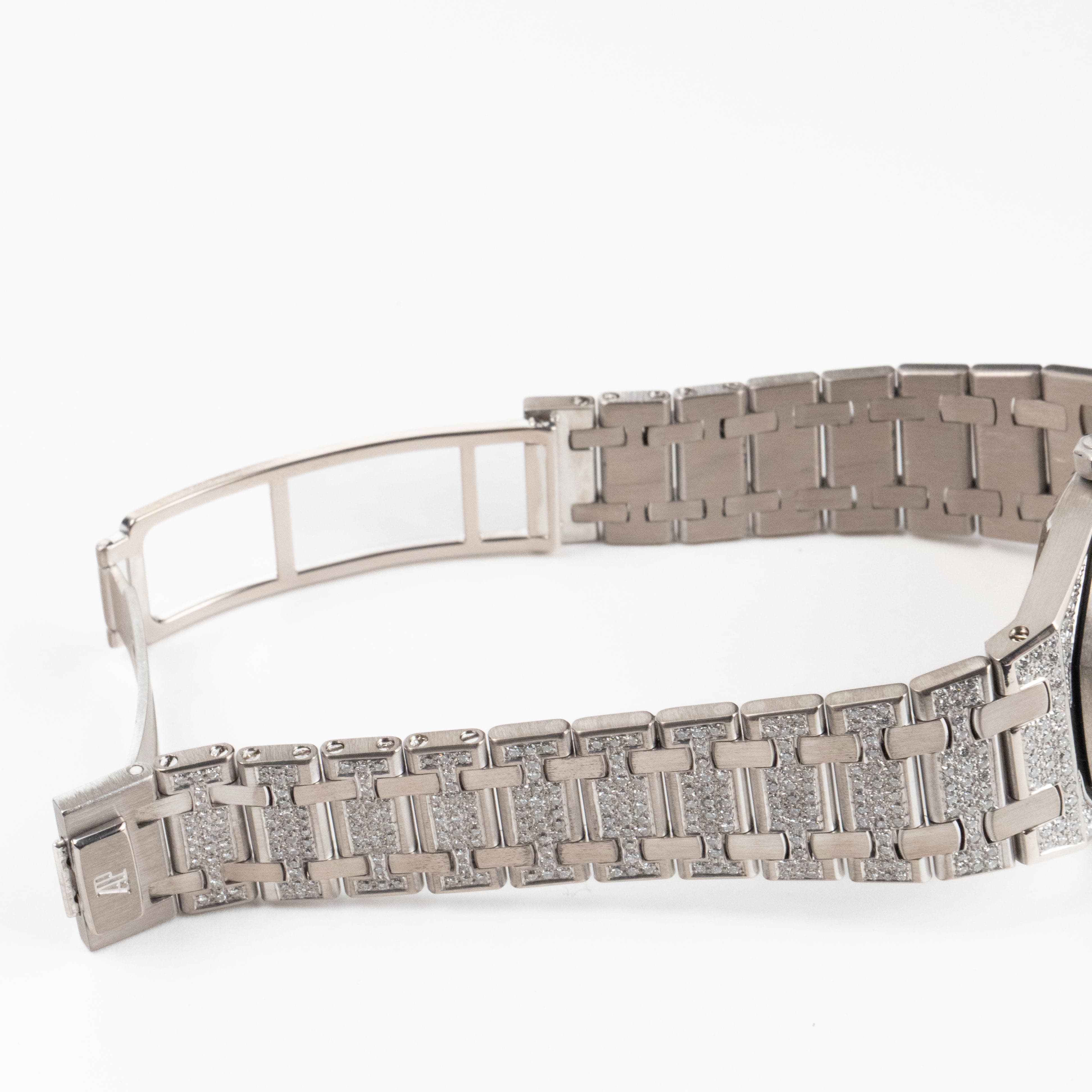 Audemars Piguet Royal Oak Vintage 'Ladies' White Gold Diamond Emerald Set Dial Quartz