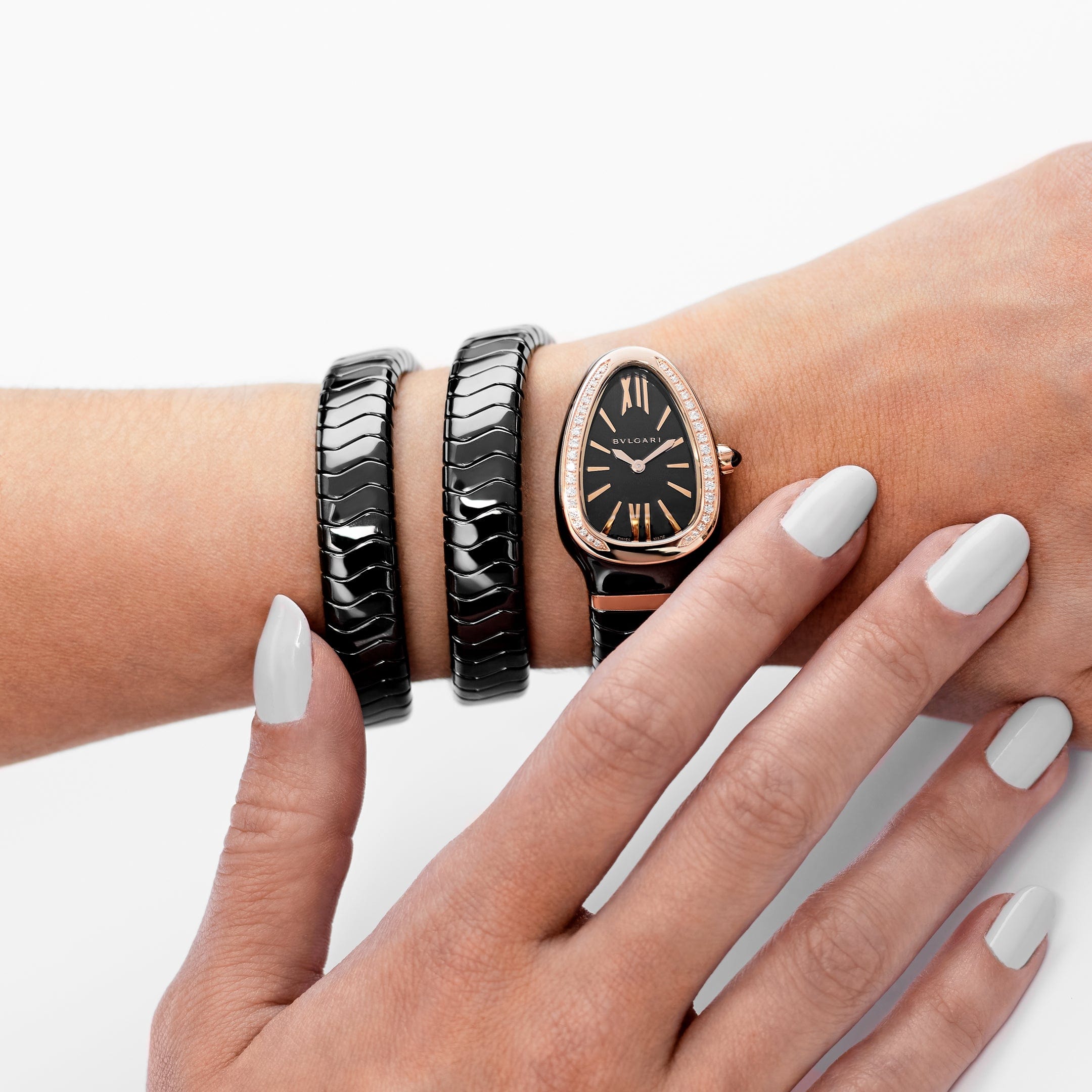 Bvlgari Serpenti Spiga Watch 102885 Black Ceramic and Rose Gold Black Lacquered Polished Dial (2025)
