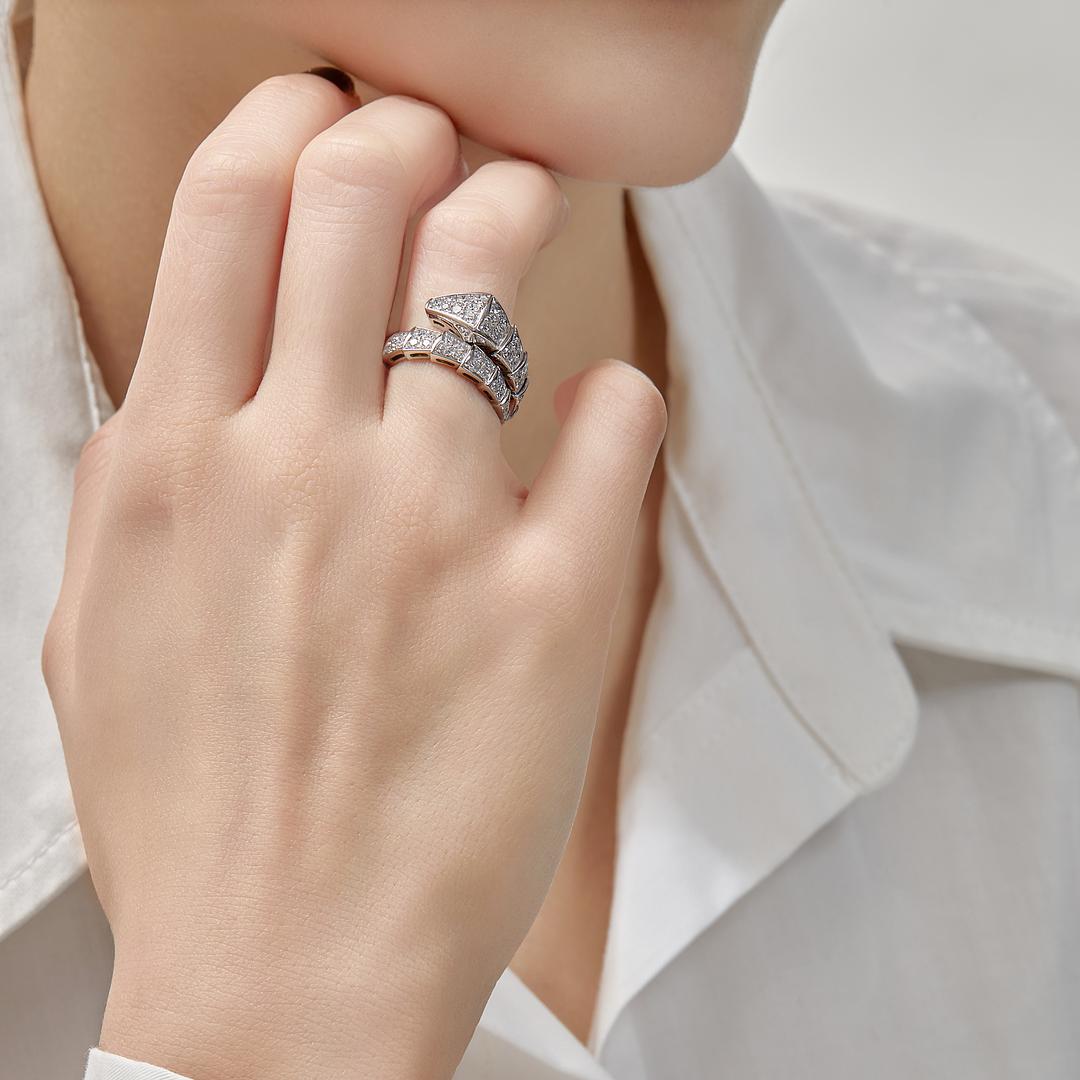 Bvlgari white ring best sale