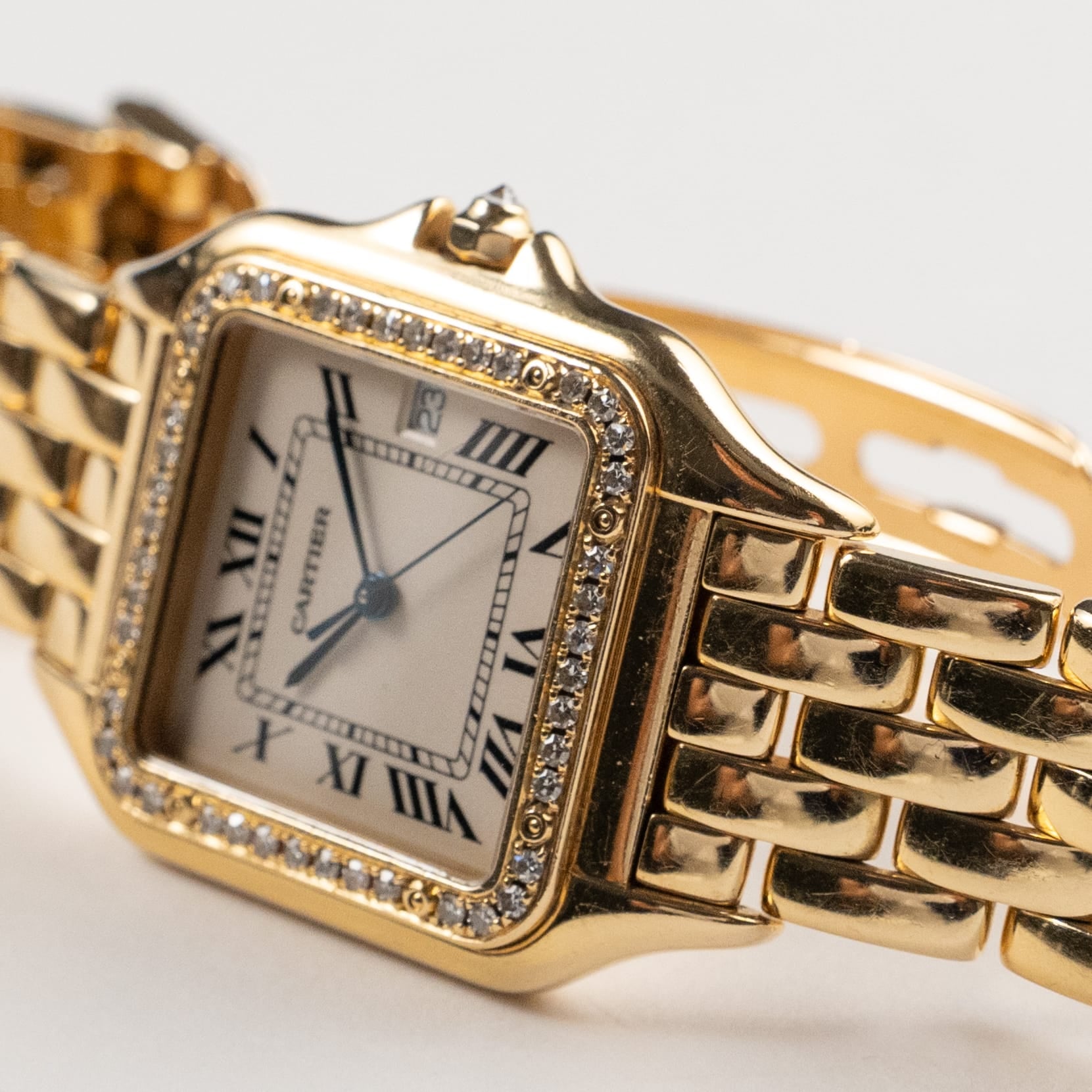 Cartier Panthere 883969 'Ladies' Midsize Yellow Gold White Dial Diamond Bezel Quartz