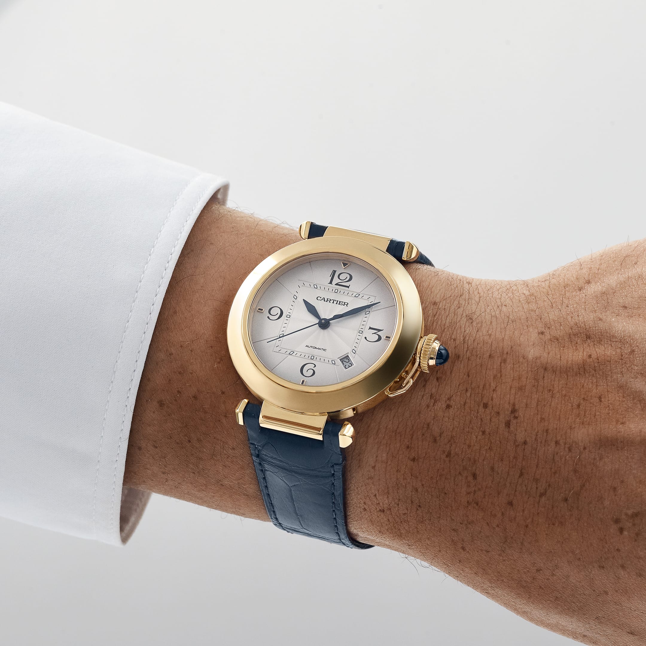 Cartier Pasha WGPA0007 Yellow Gold Silver-White Dial (2020)