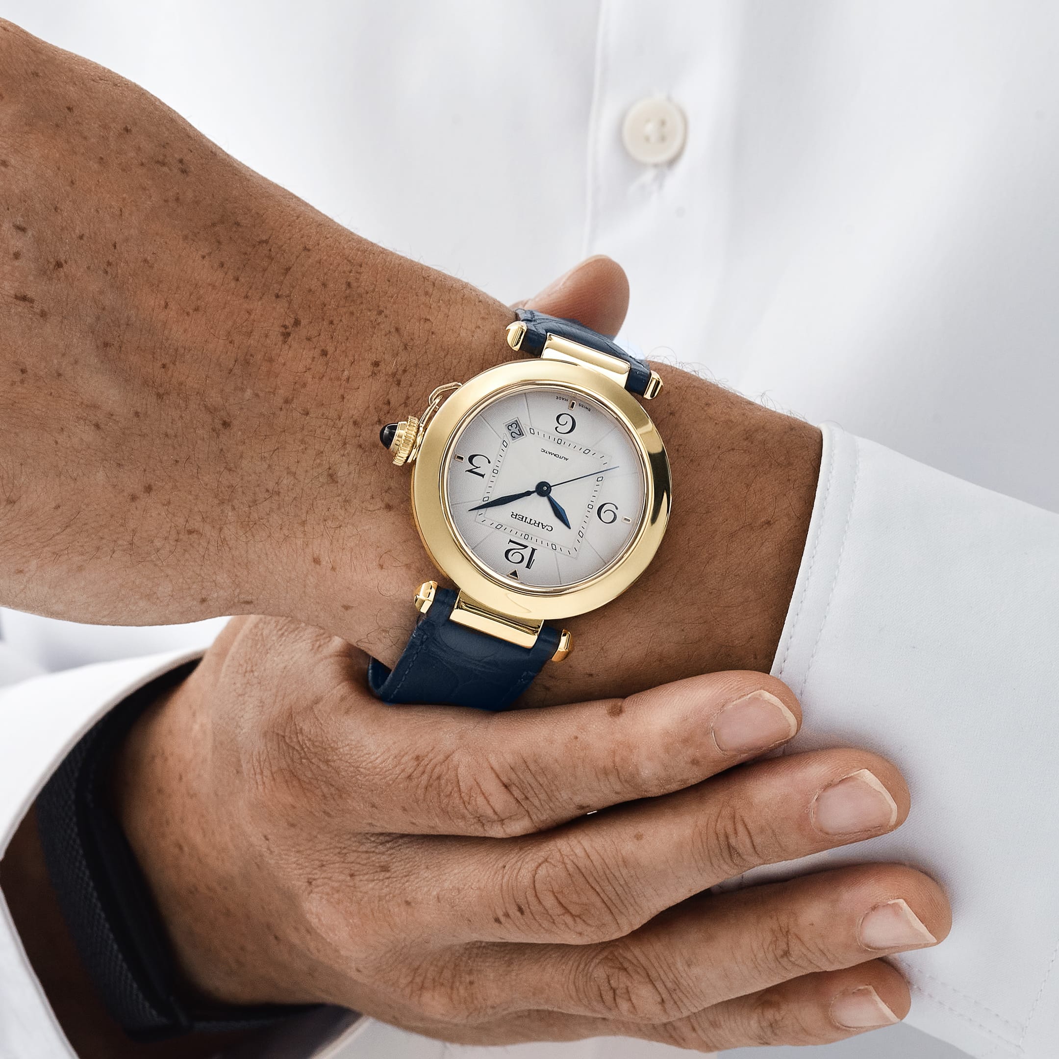 Cartier Pasha WGPA0007 Yellow Gold Silver-White Dial (2020)