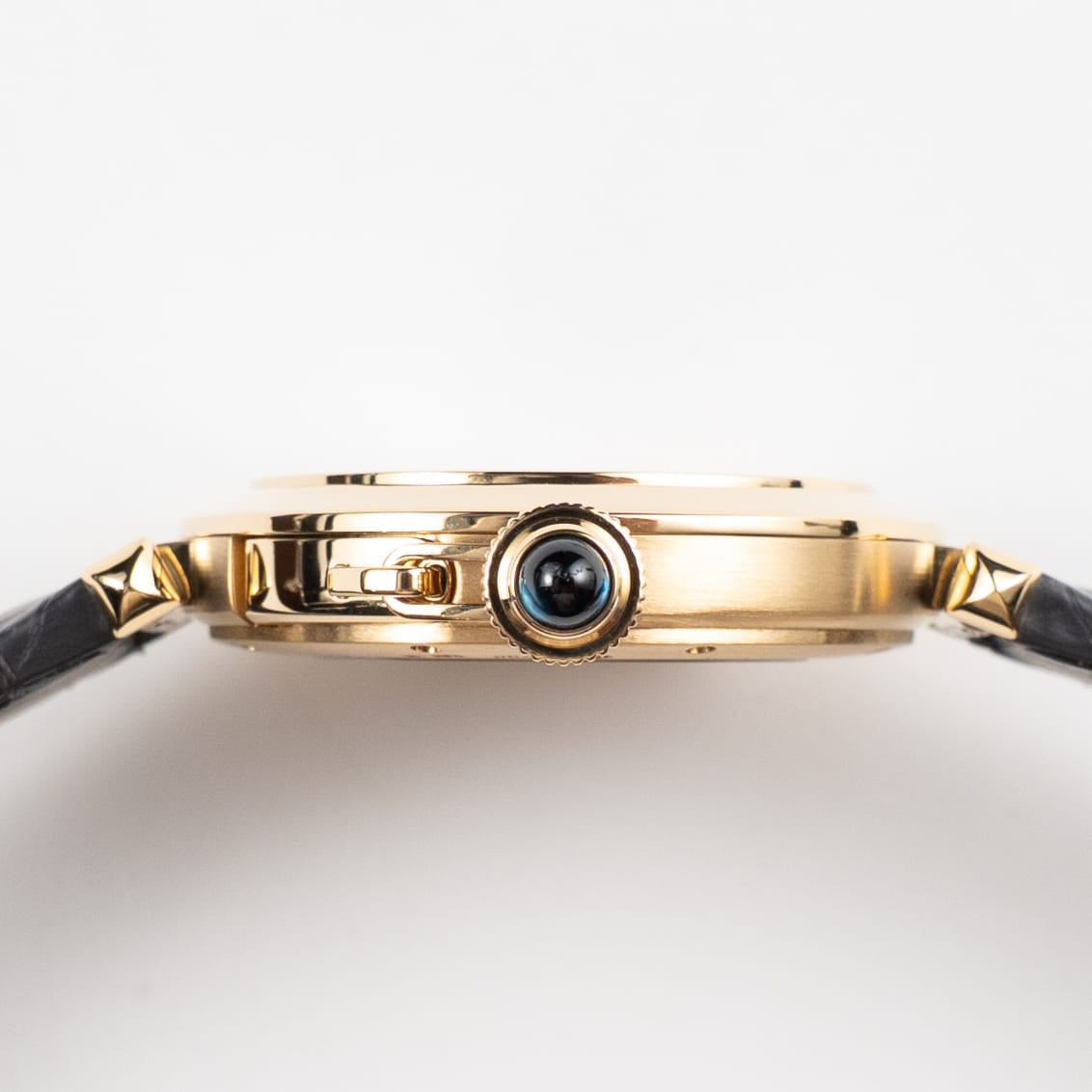 Cartier Pasha WGPA0007 Yellow Gold Silver-White Dial (2020)