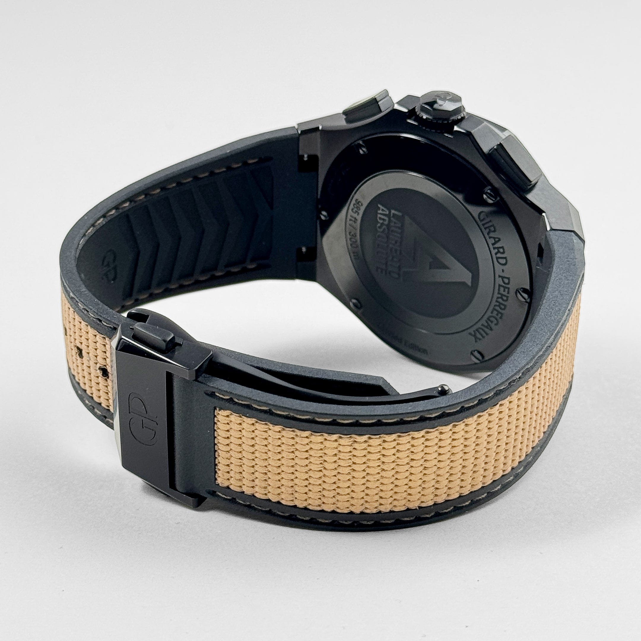 Girard Perregaux Laureato Absolute Gold Fever 81060-21-492-FH3A